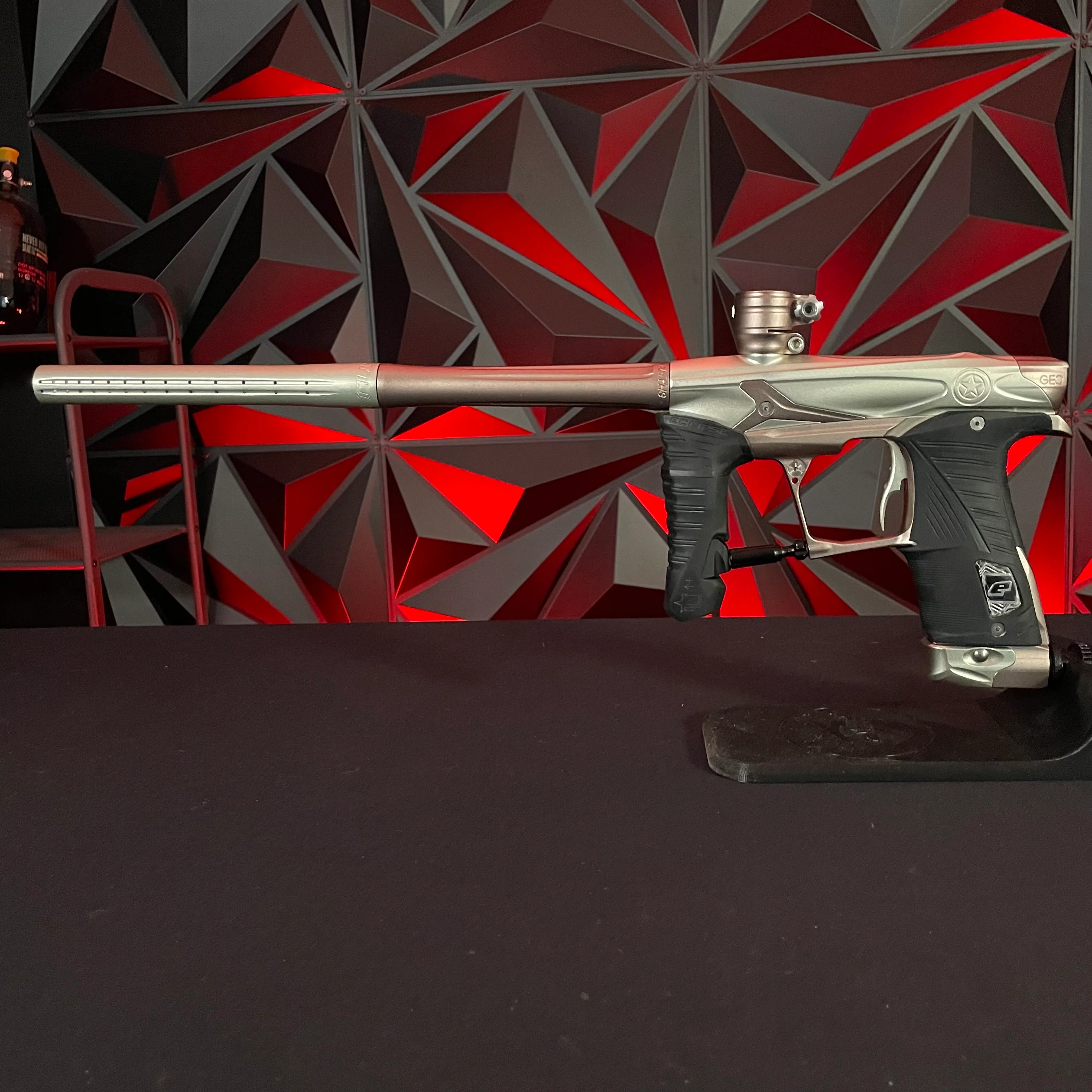 Used Planet Eclipse GI Cut Geo 3.5 Paintball Gun - Champagne/Bronze - Image 5