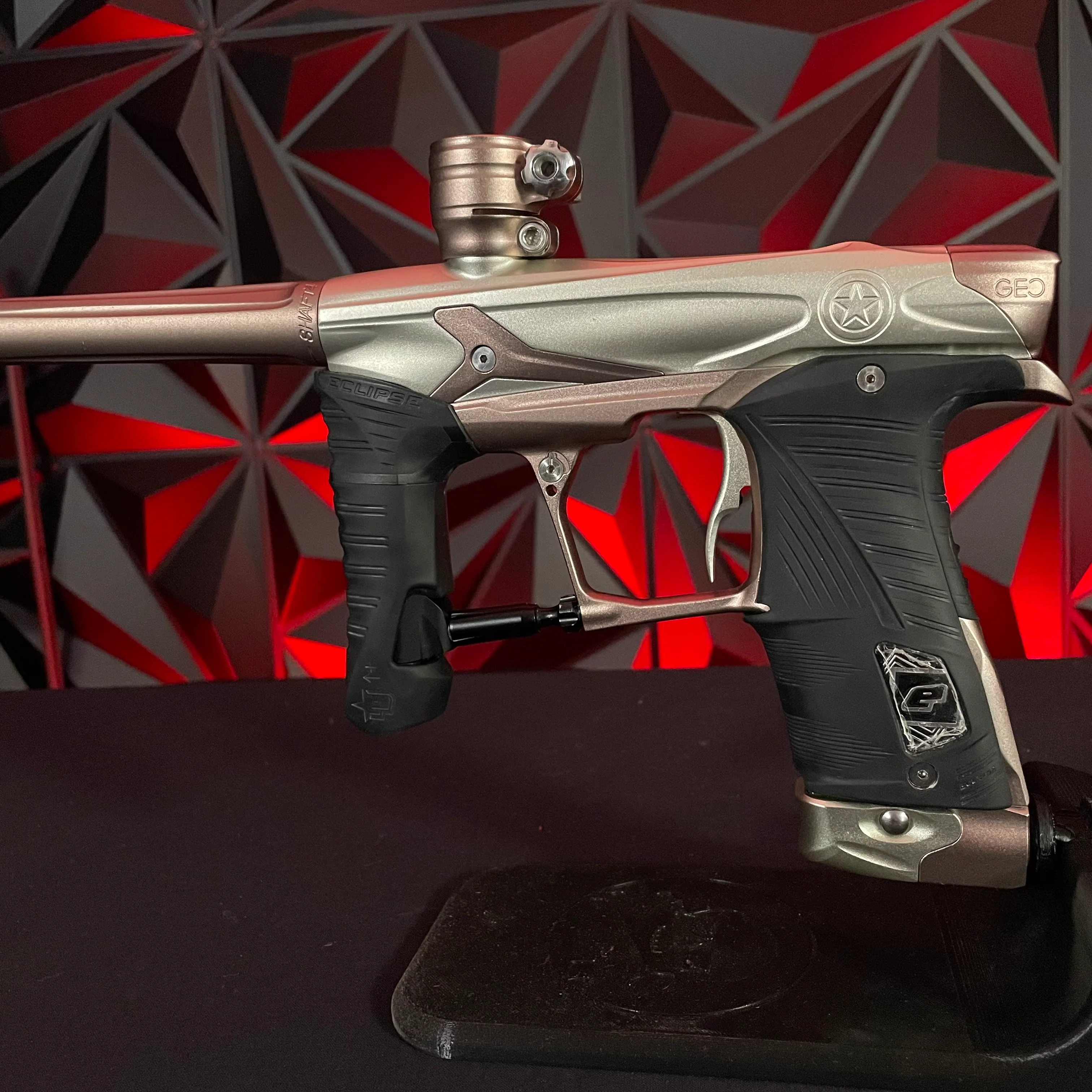 Used Planet Eclipse GI Cut Geo 3.5 Paintball Gun - Champagne/Bronze - Image 9