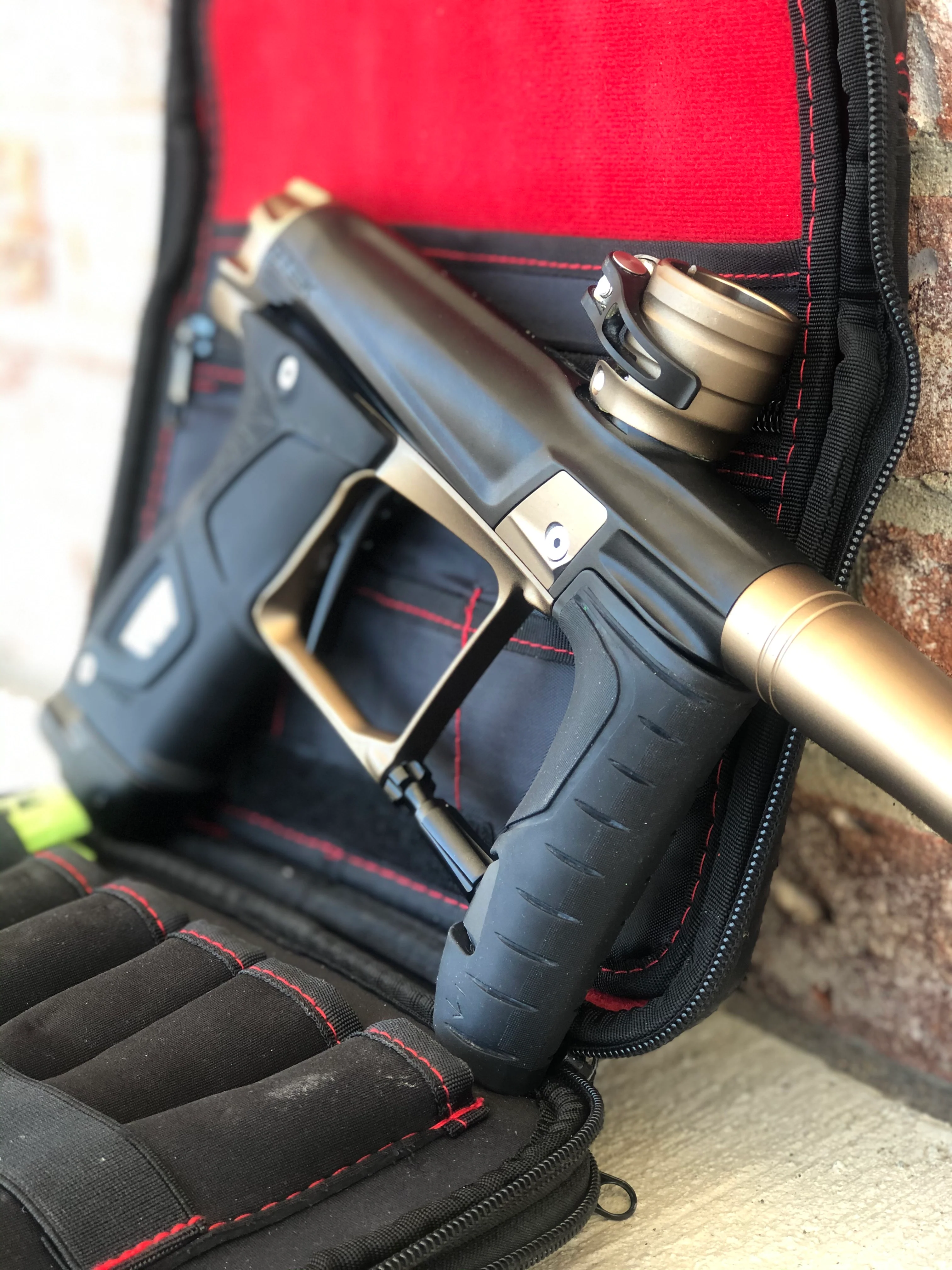Used Planet Eclipse Gtek 160R Paintball Gun - Black/Earth - Image 3