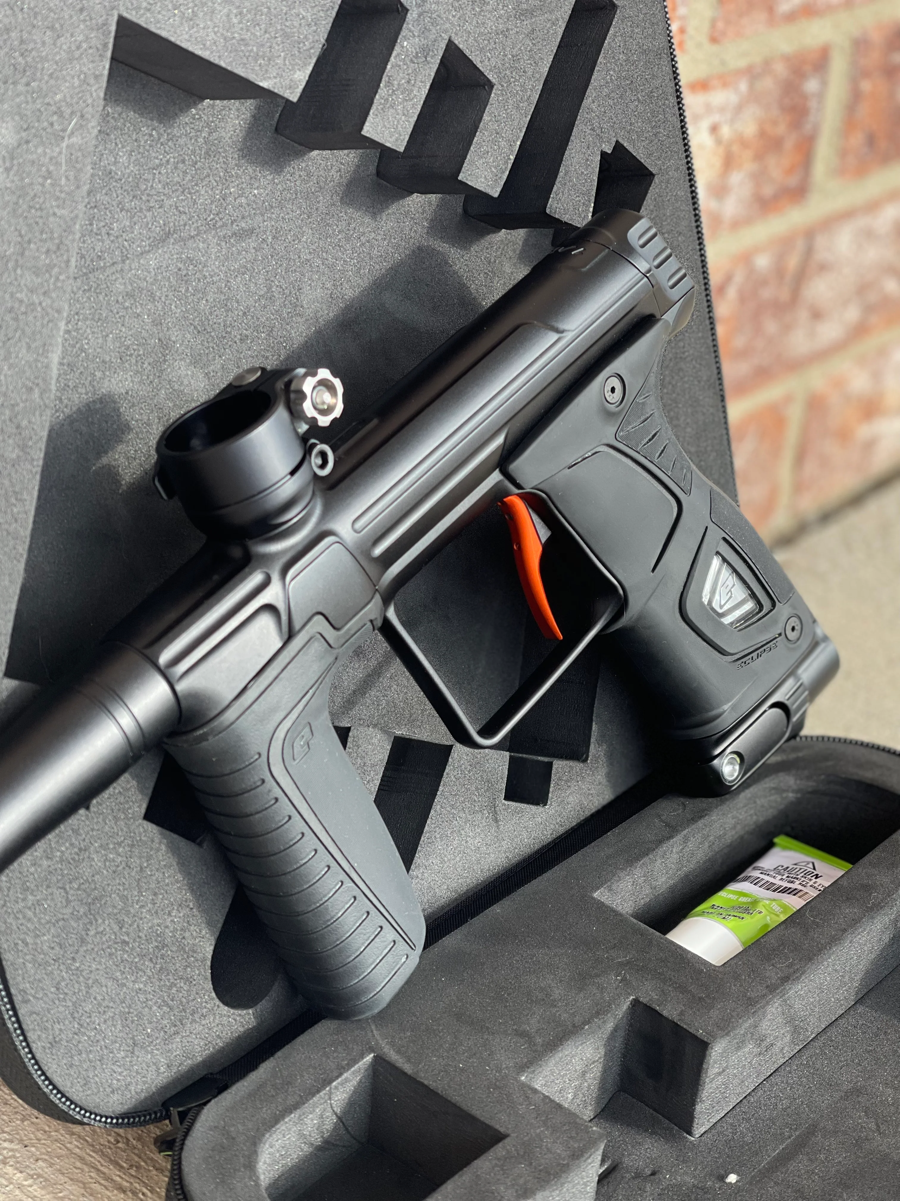 Used Planet Eclipse Gtek 170R Paintball Gun - Black w/ Orange Scythe Trigger - Image 4