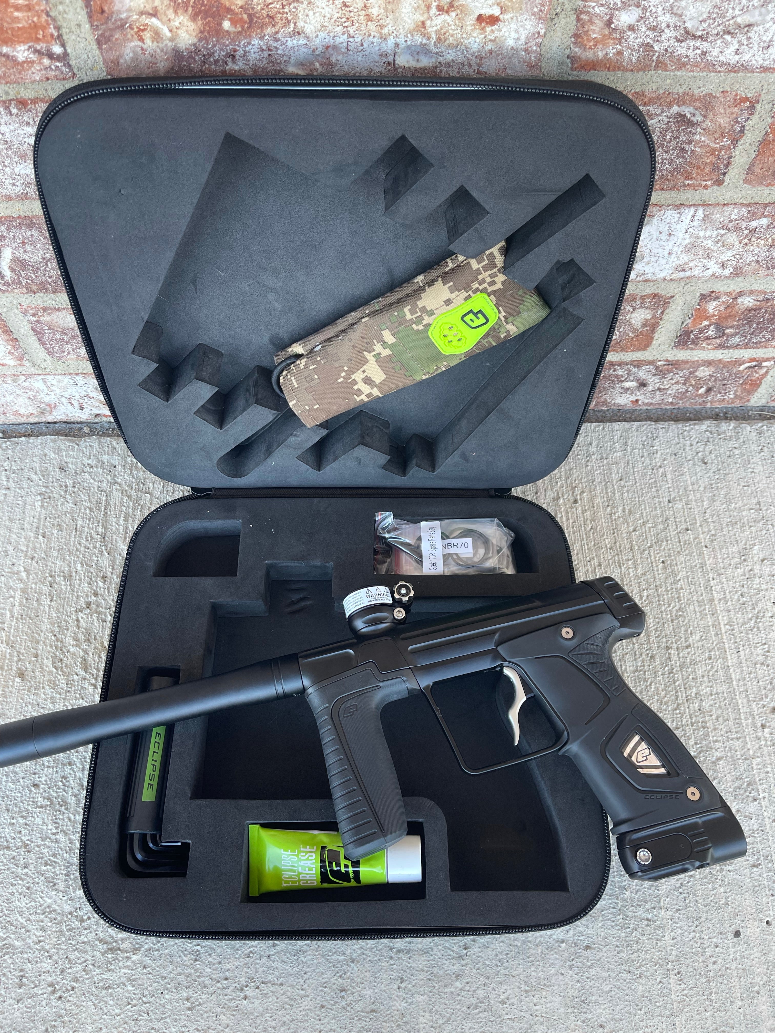 Used Planet Eclipse Gtek 170R Paintball Gun - Black w/ Silver Deuce Trigger - Image 5