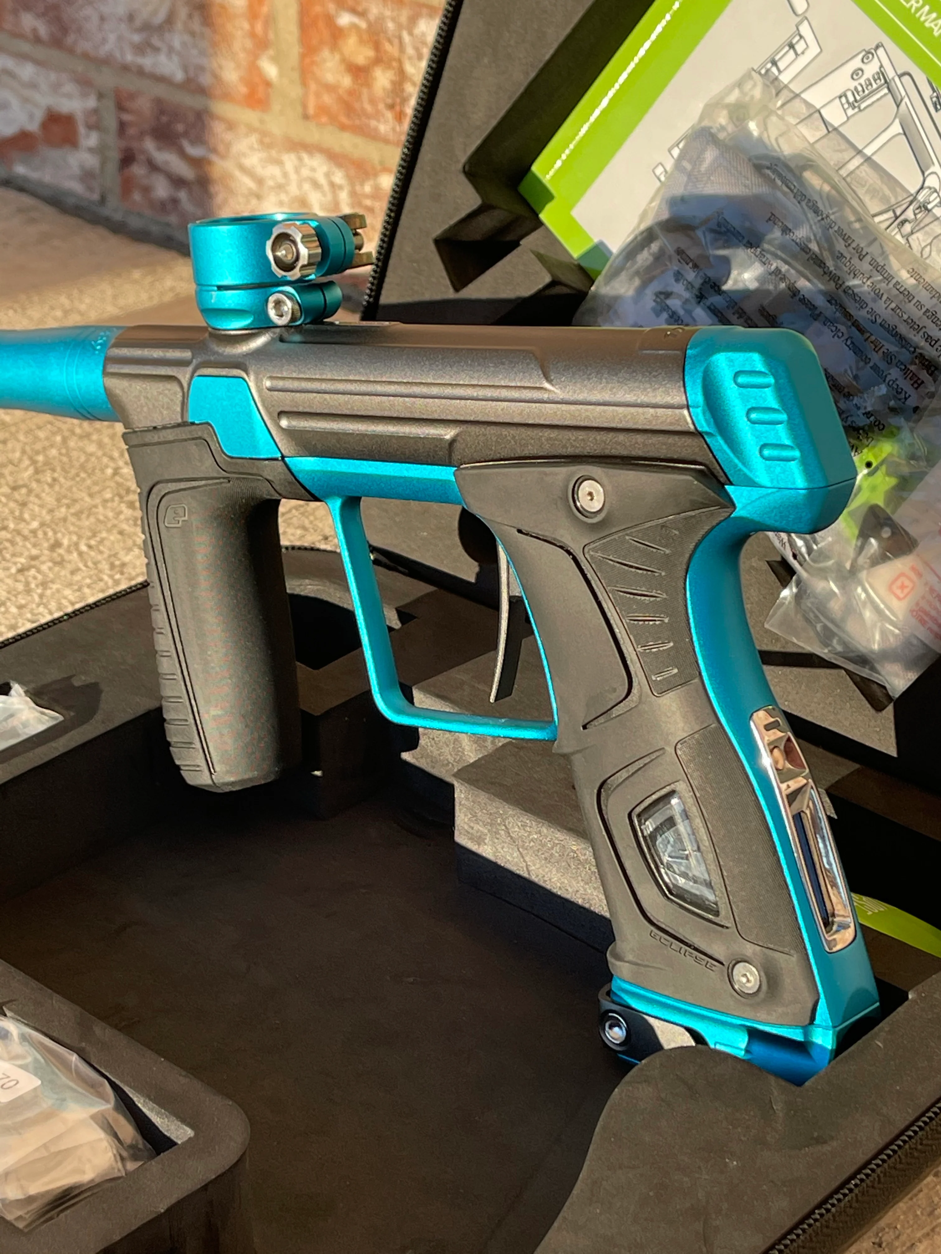 Used Planet Eclipse Gtek 170R Paintball Gun - Grey/Teal - Image 2