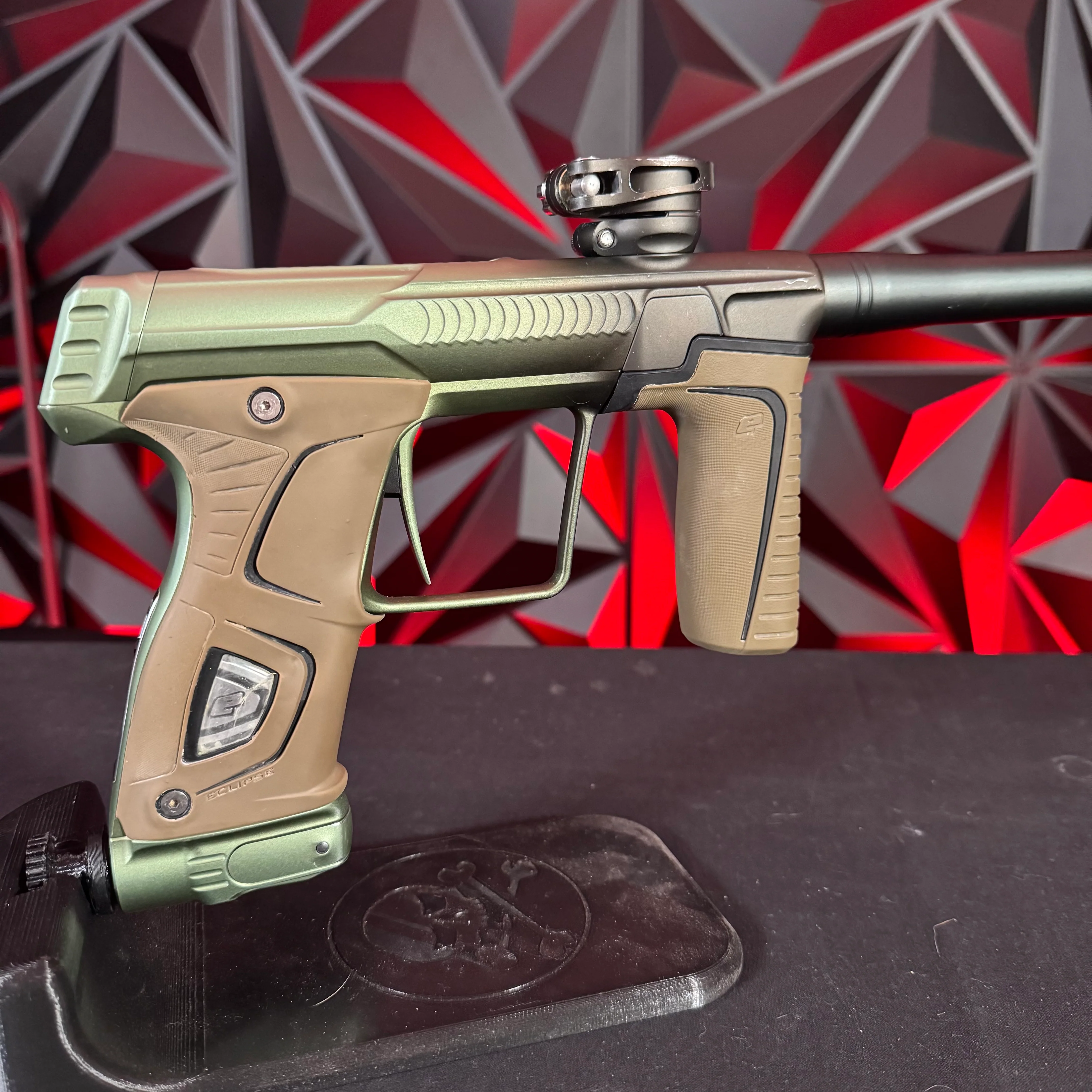 Used Planet Eclipse Gtek 170R Paintball Gun - LE Predator Olive/Black Fade - Image 2