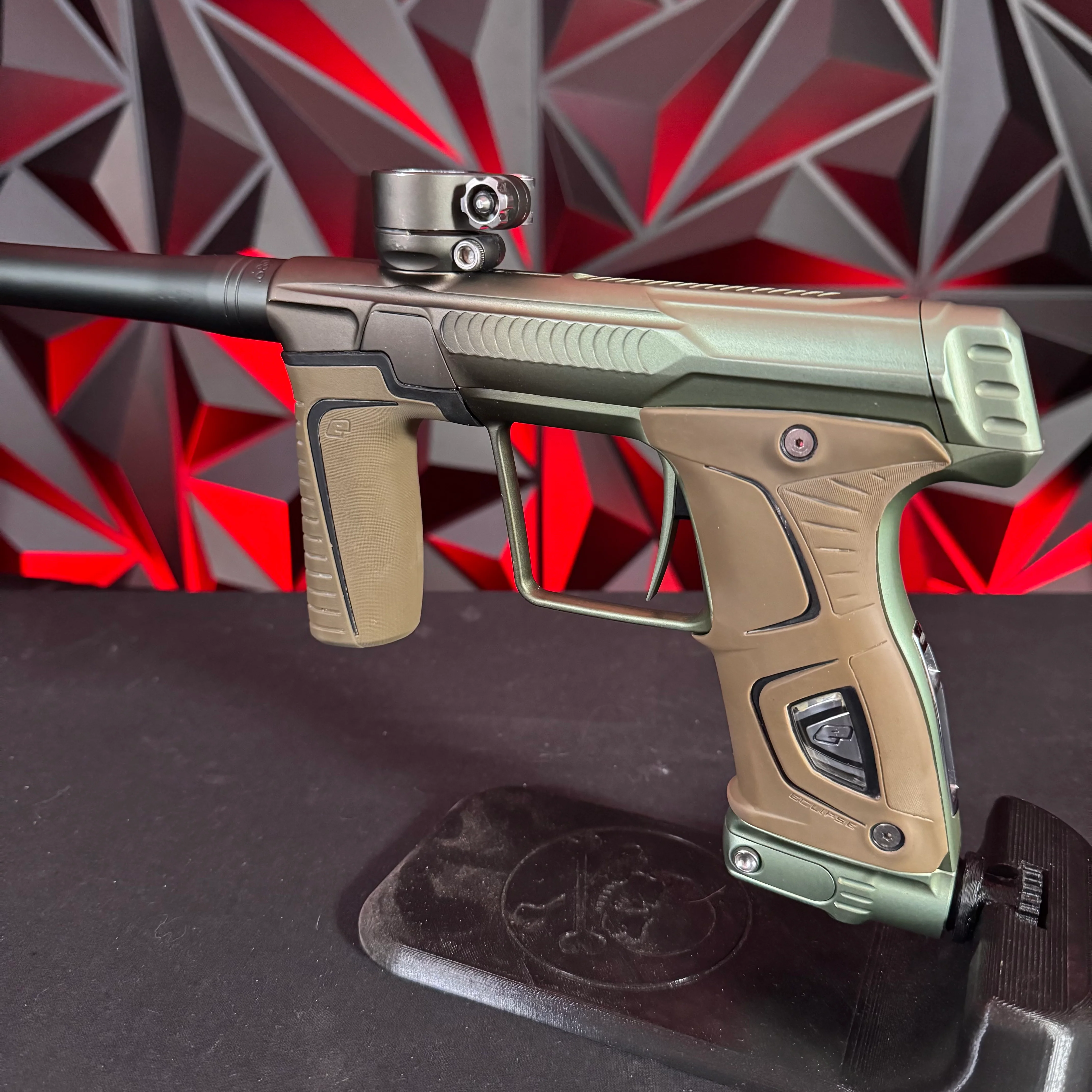 Used Planet Eclipse Gtek 170R Paintball Gun - LE Predator Olive/Black Fade - Image 5