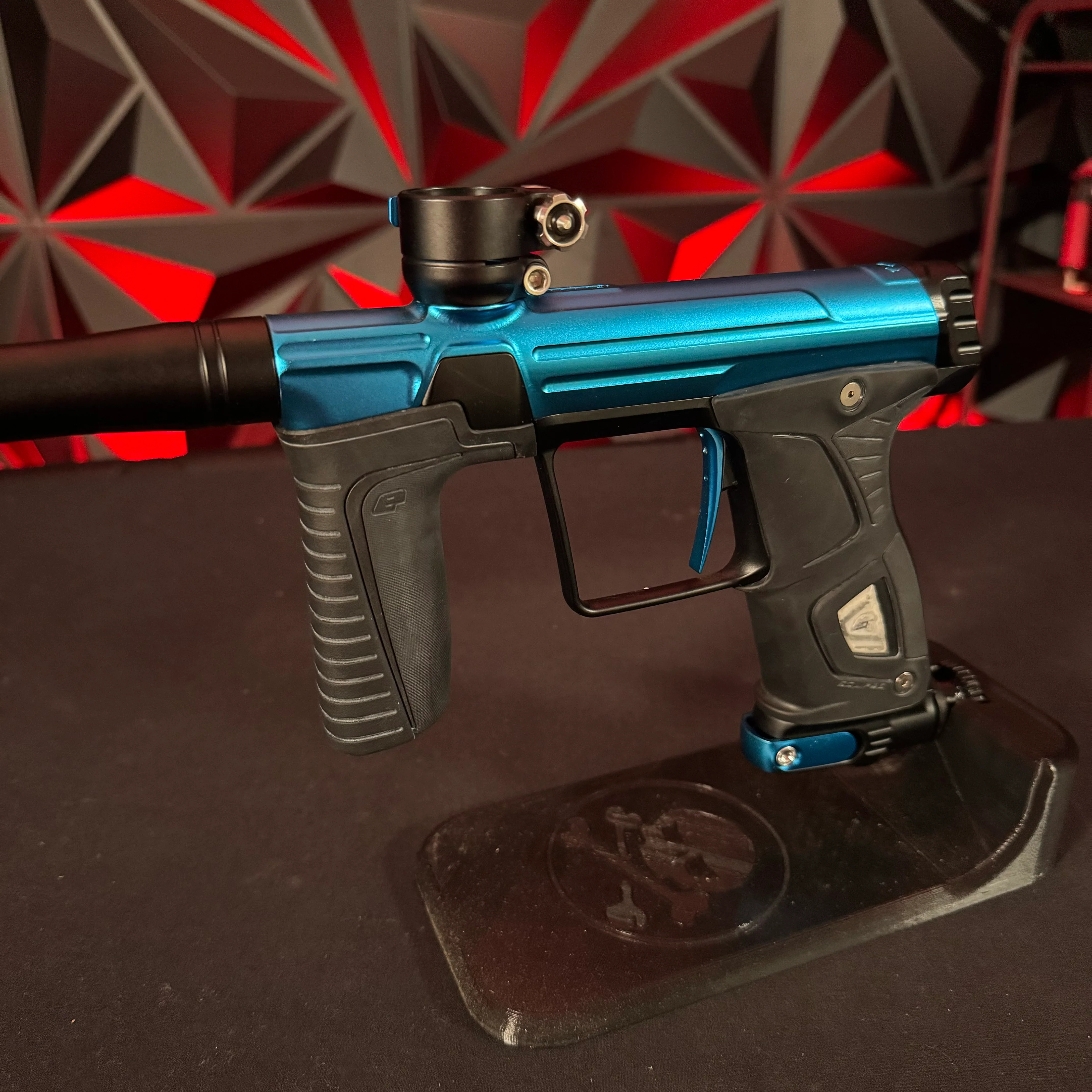 Used Planet Eclipse Gtek 170R Paintball Marker - Blue/Black - Image 5