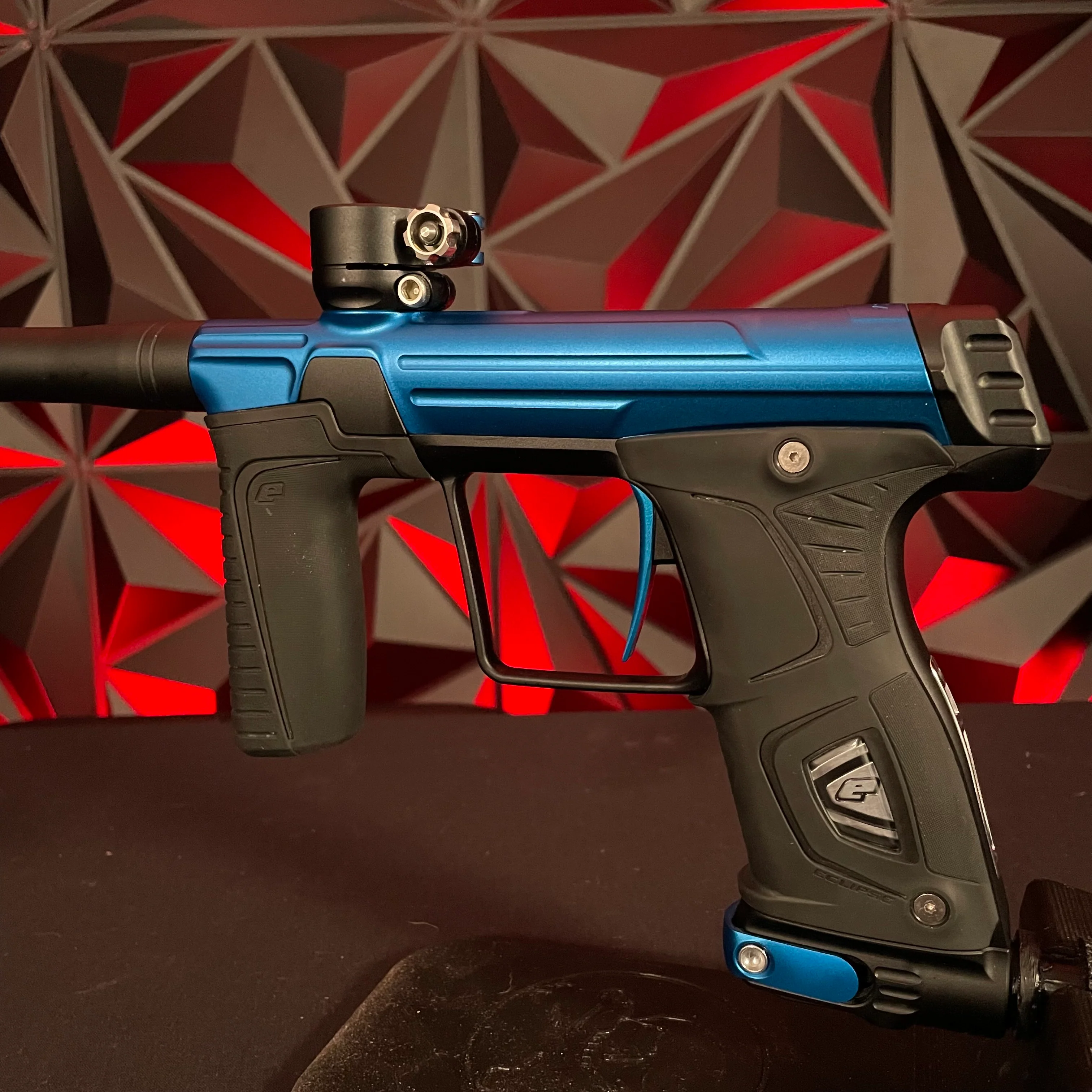 Used Planet Eclipse Gtek 170R Paintball Marker - Blue/Black - Image 3