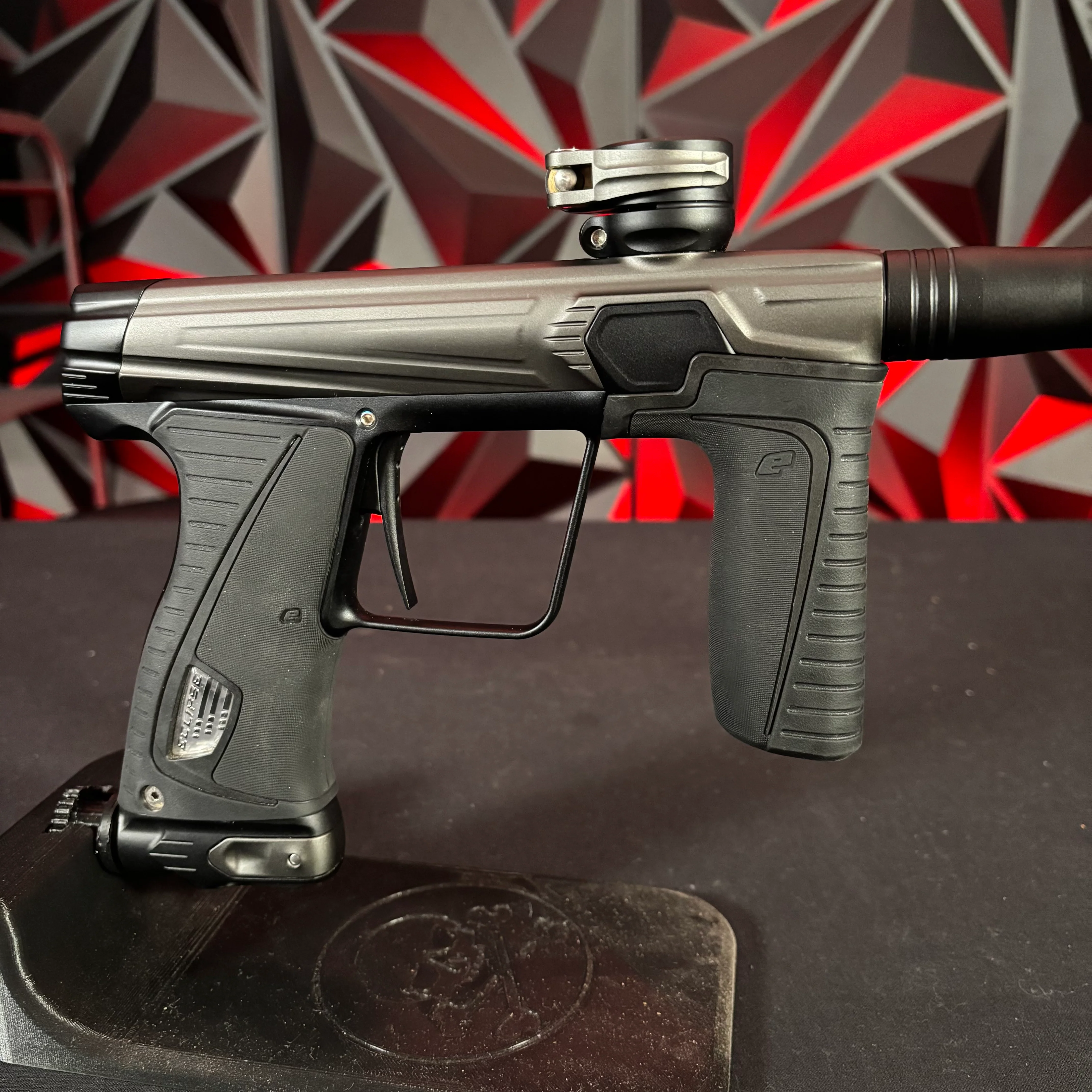 Used Planet Eclipse Gtek 180R Paintball Gun - Graphite/Black - Image 3