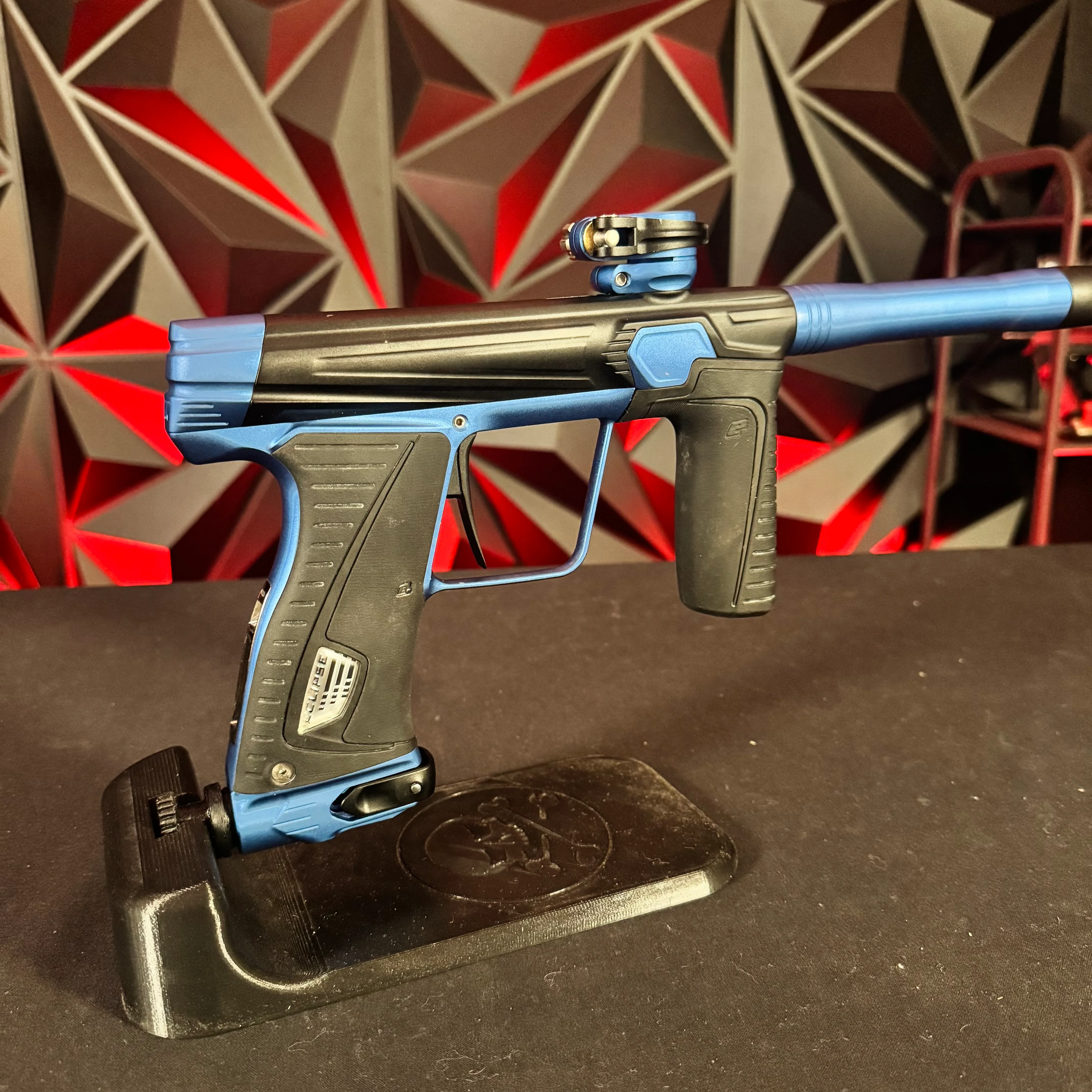 Used Planet Eclipse Gtek 180R Paintball Gun - Black/Blue - Image 2