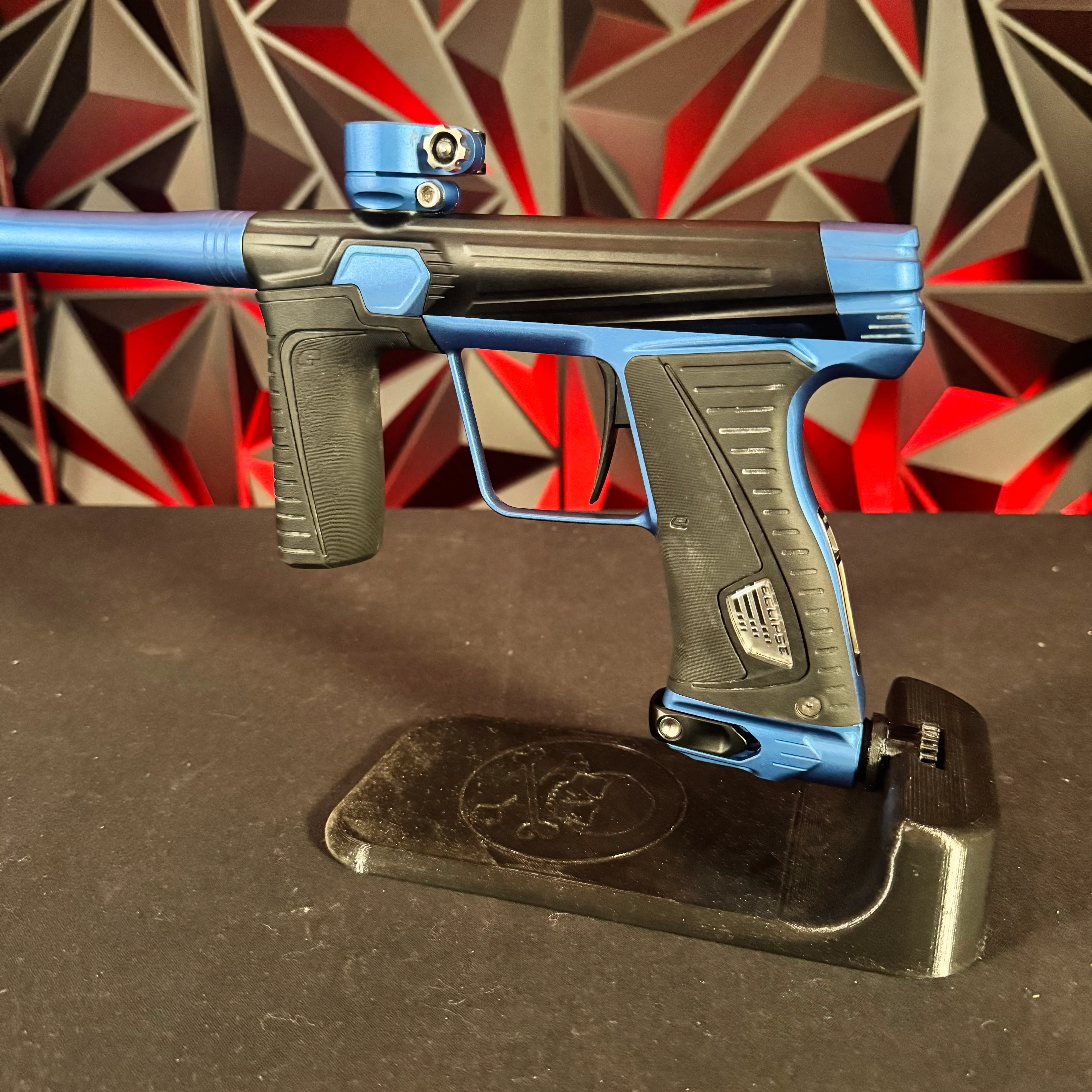 Used Planet Eclipse Gtek 180R Paintball Gun - Black/Blue - Image 3
