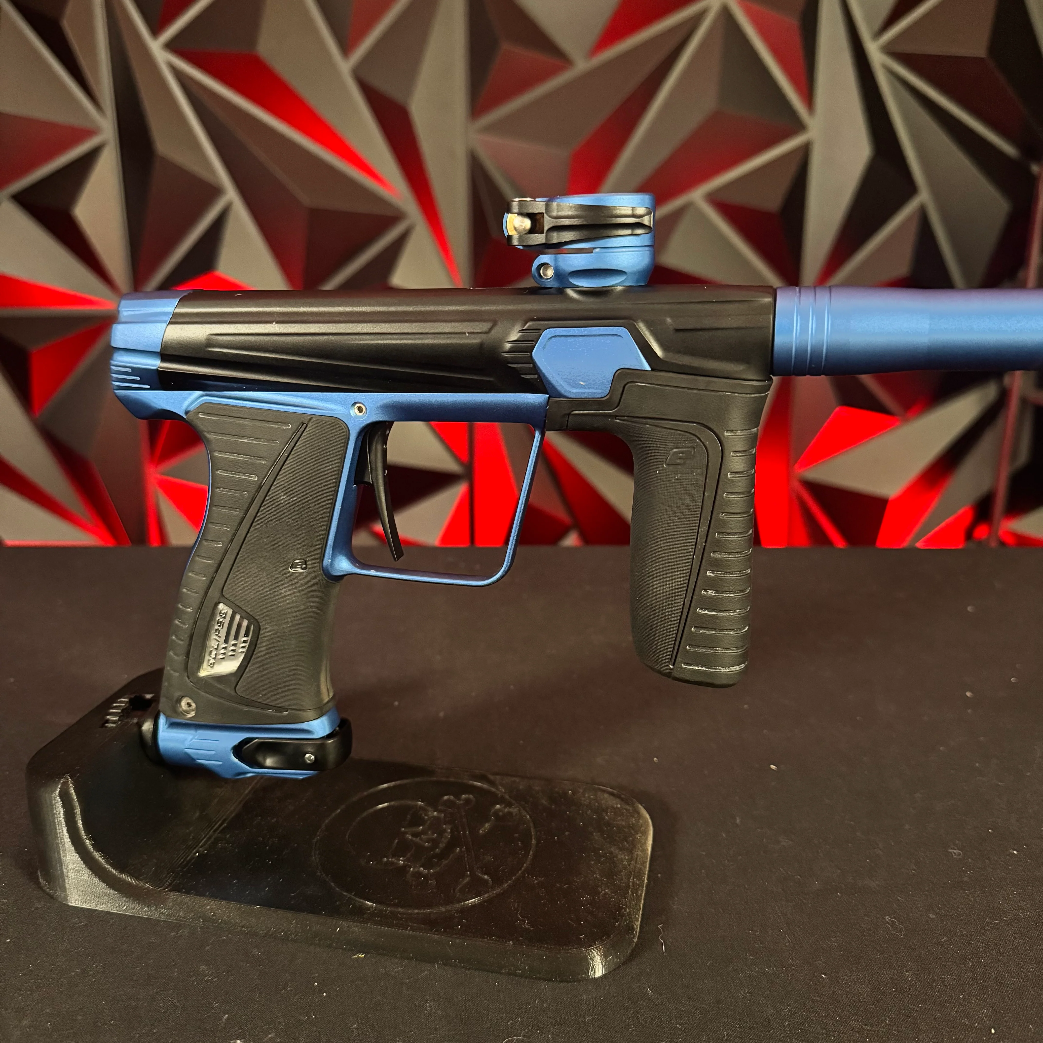 Used Planet Eclipse Gtek 180R Paintball Gun - Black/Blue - Image 4