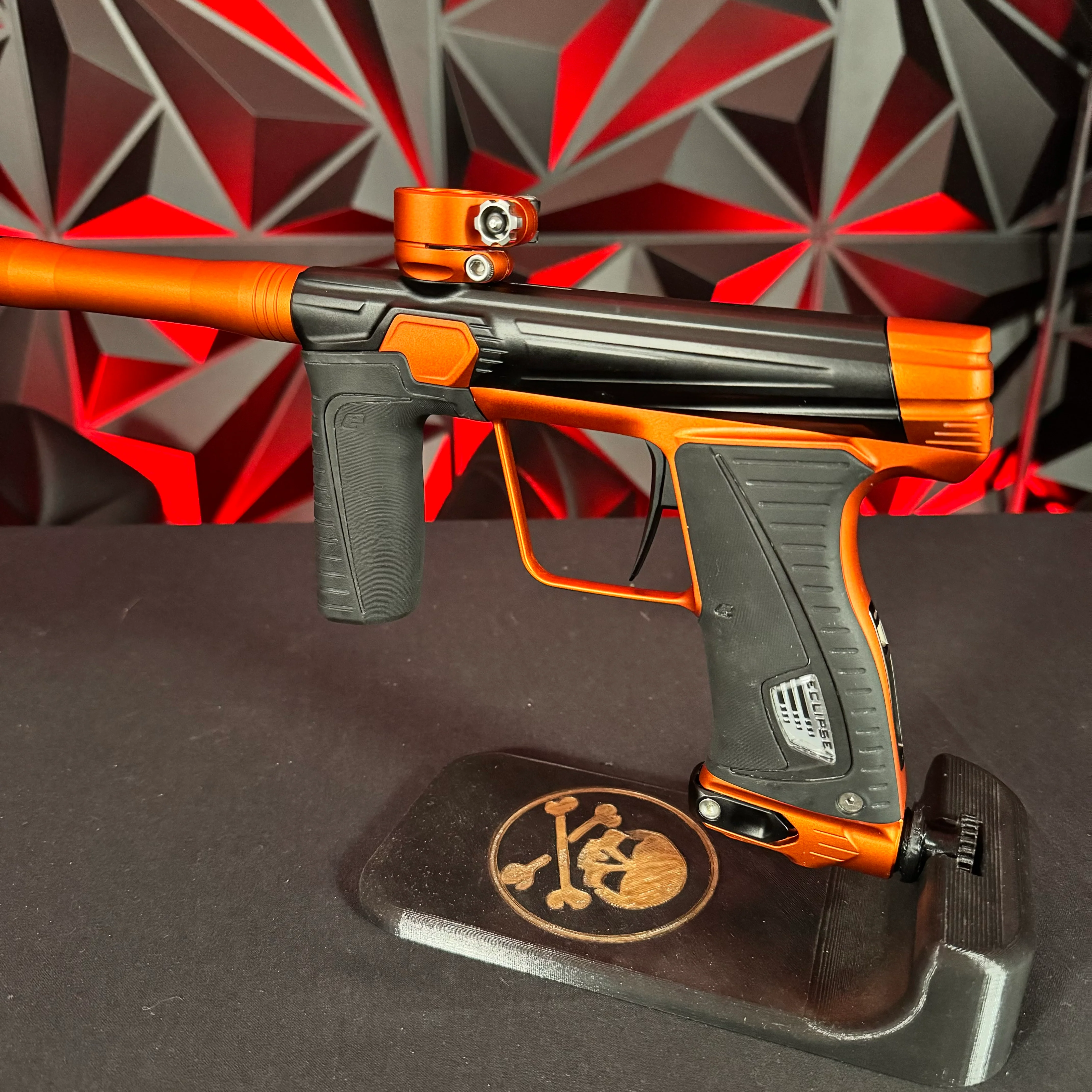 Used Planet Eclipse Gtek 180R Paintball Gun - Black/Orange - Image 3