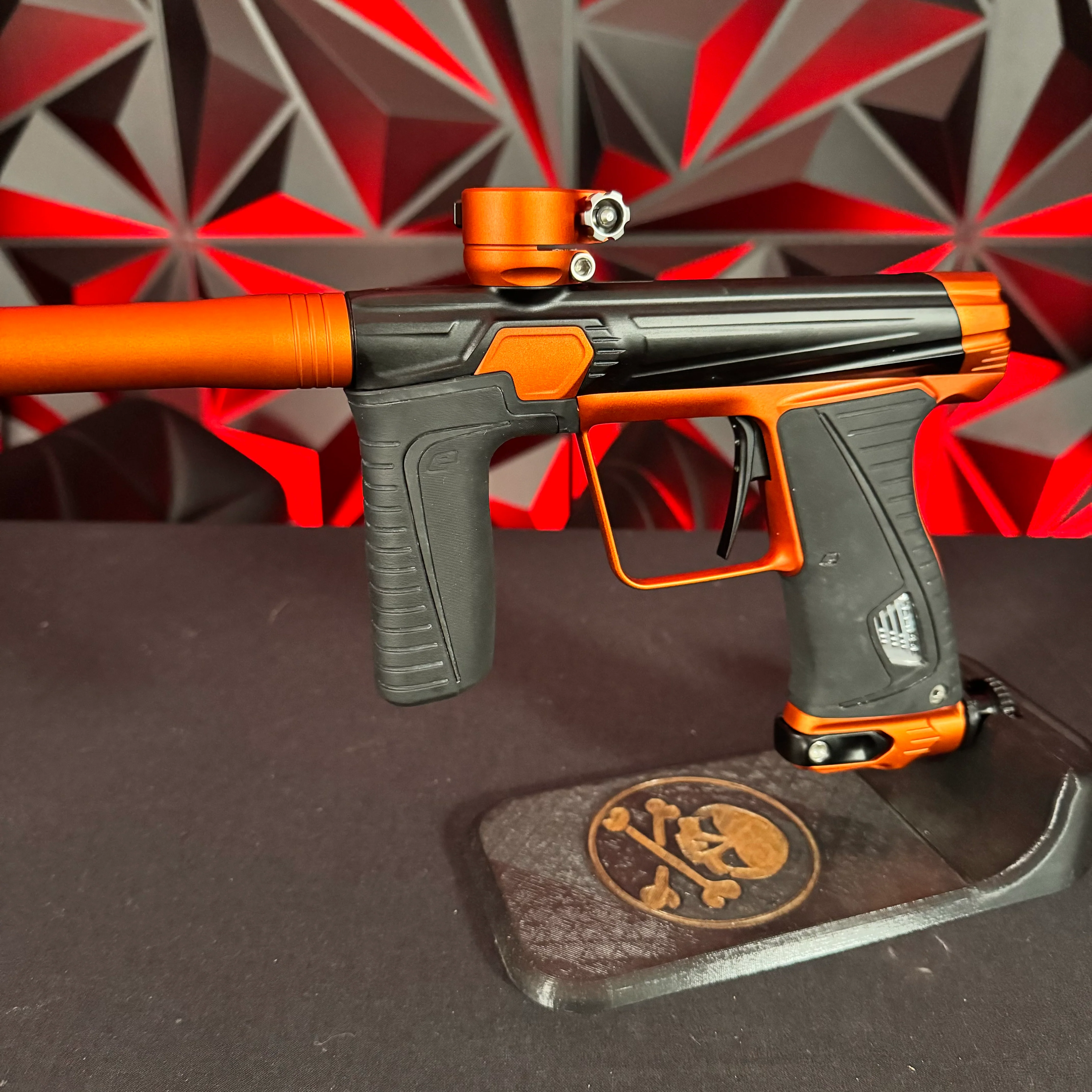 Used Planet Eclipse Gtek 180R Paintball Gun - Black/Orange - Image 5