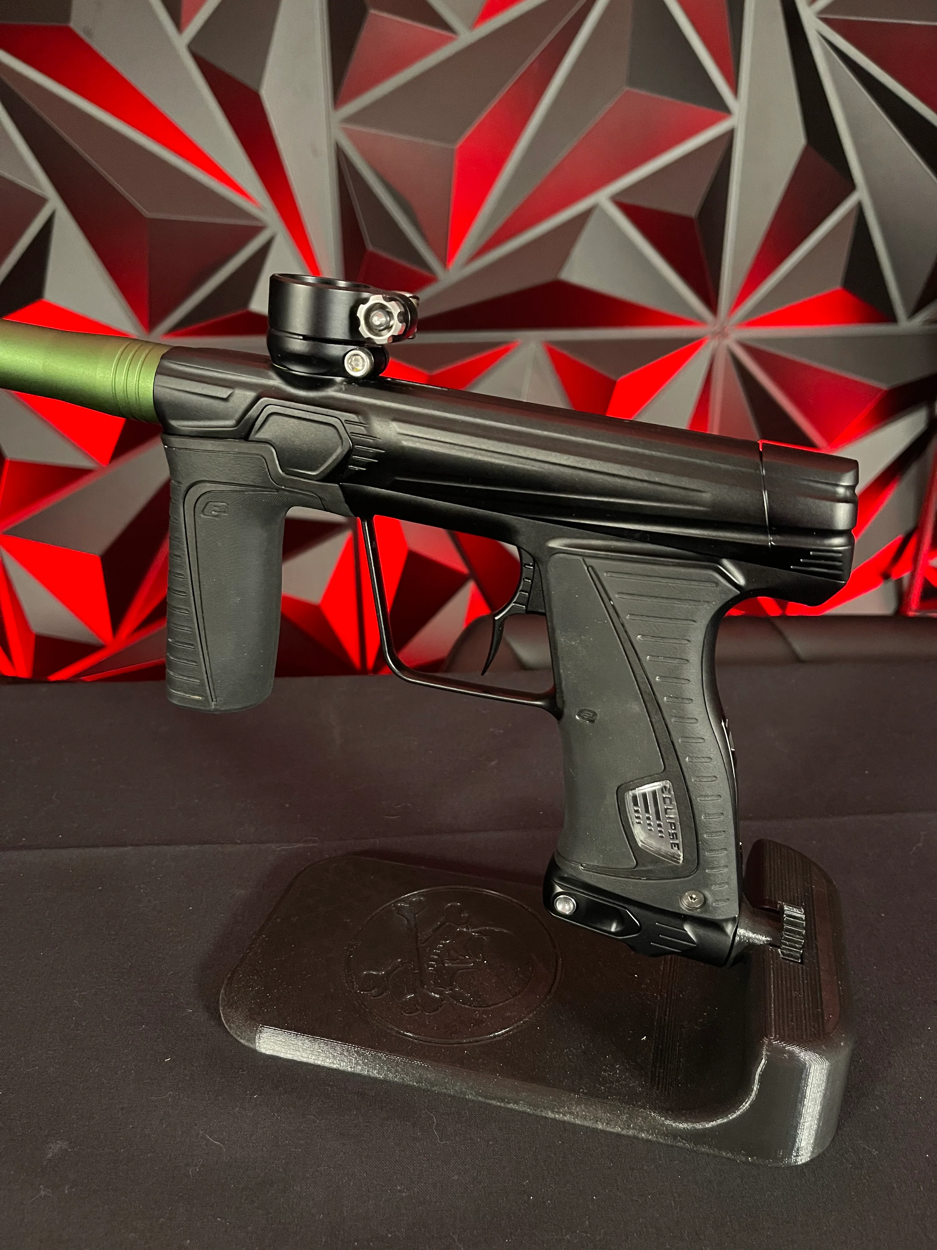 Used Planet Eclipse Gtek 180R Paintball Gun - Black w/Vyper Green Barrel Back & Infamous Deuce Trigger - Image 2