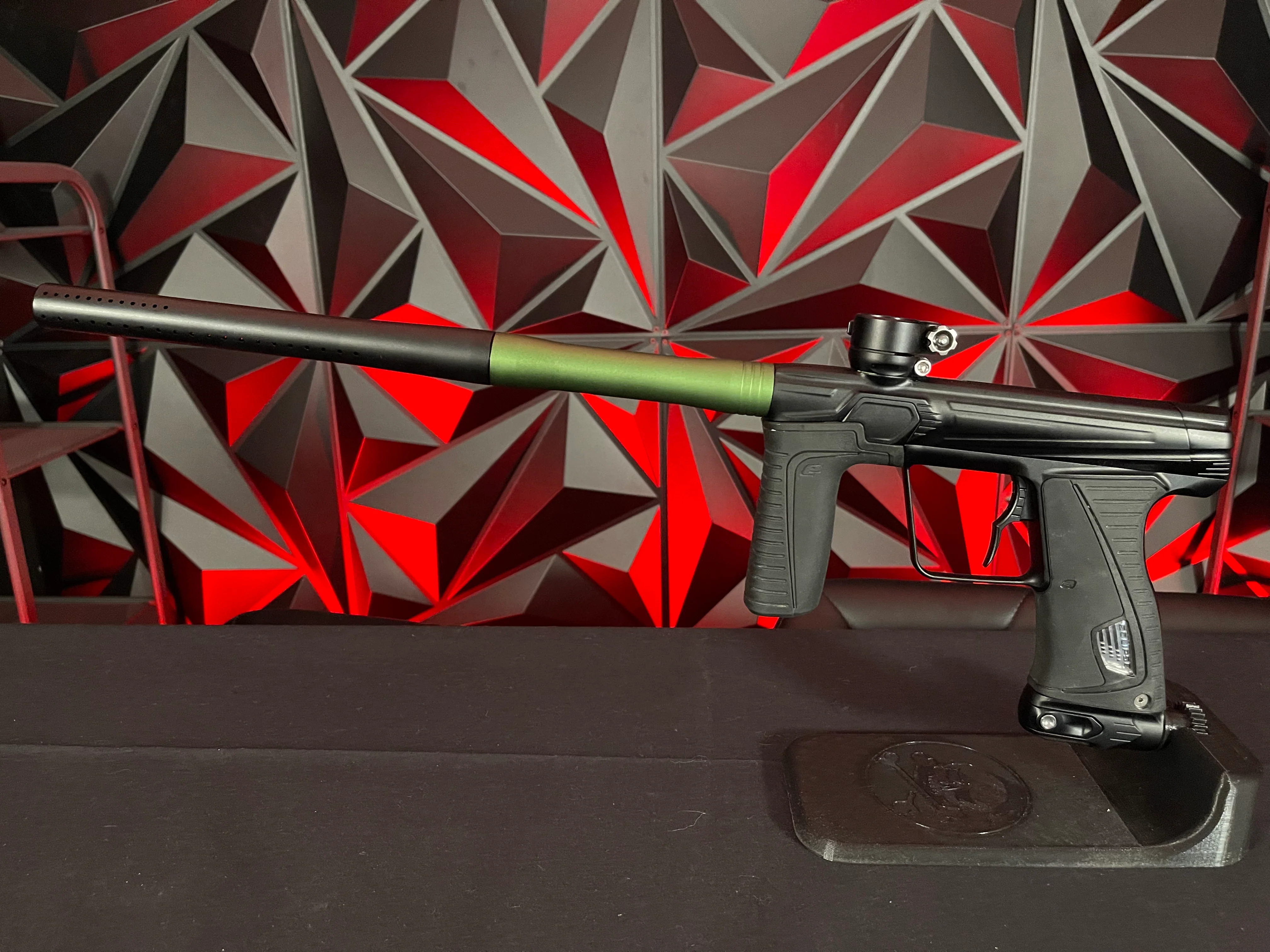 Used Planet Eclipse Gtek 180R Paintball Gun - Black w/Vyper Green Barrel Back & Infamous Deuce Trigger - Image 6