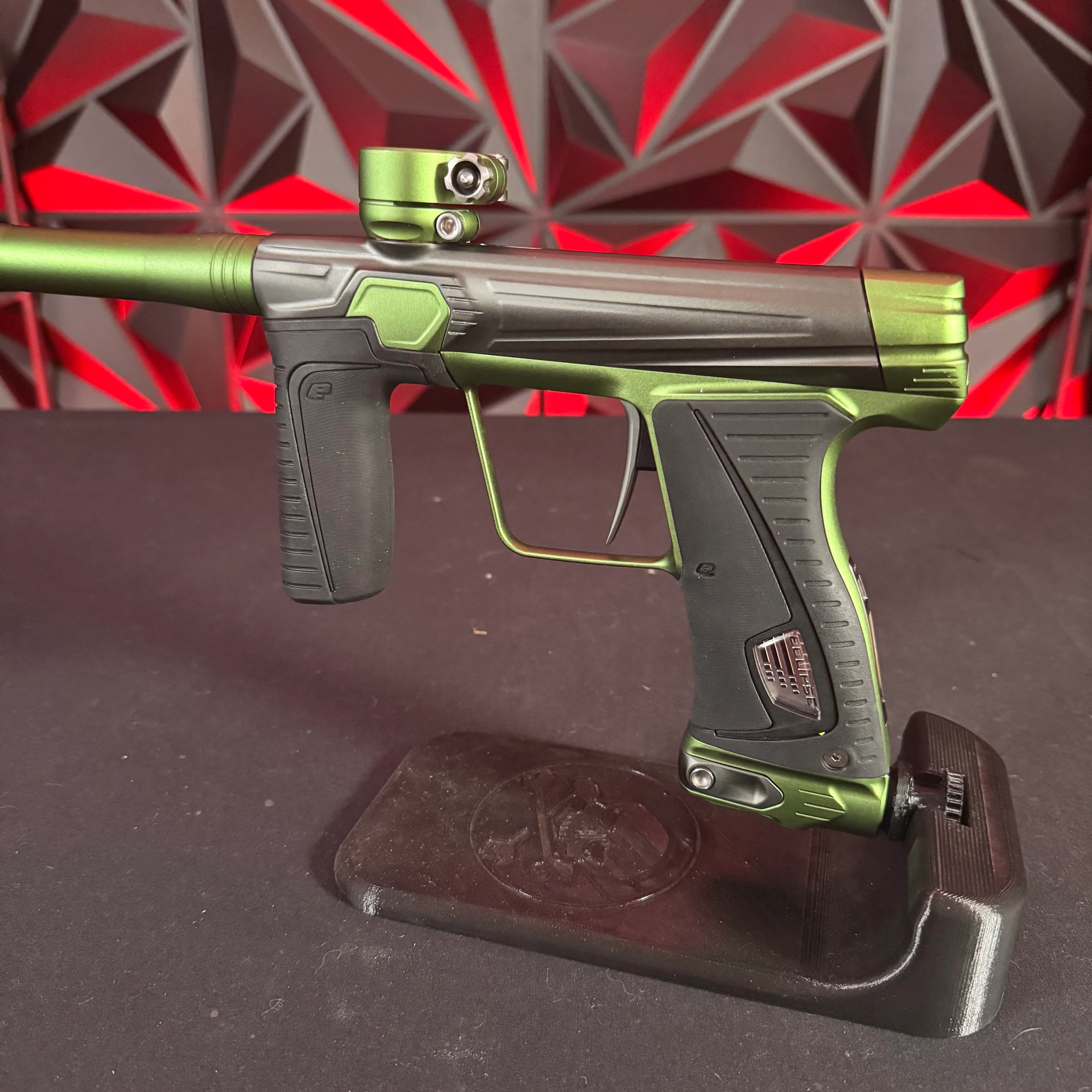 Used Planet Eclipse Gtek 180R Paintball Gun - Charcoal/Green (Vyper Storm) w/ 4 PWR Inserts - Image 3