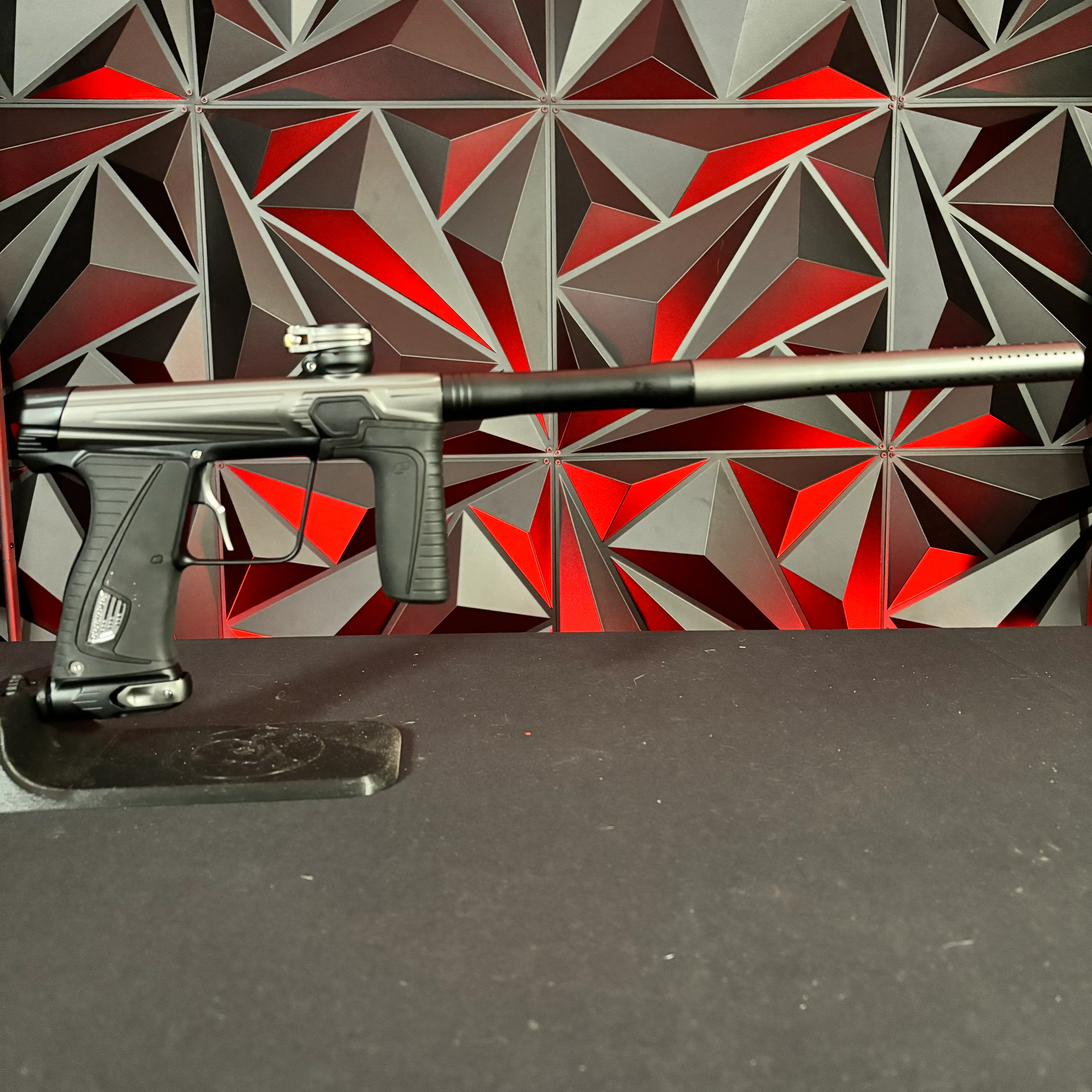 Used Planet Eclipse Gtek 180r Paintball Gun - Charcoal (Grey/Black) w/ Infamous Deuce Trigger & Earth Grip Kit - Image 5