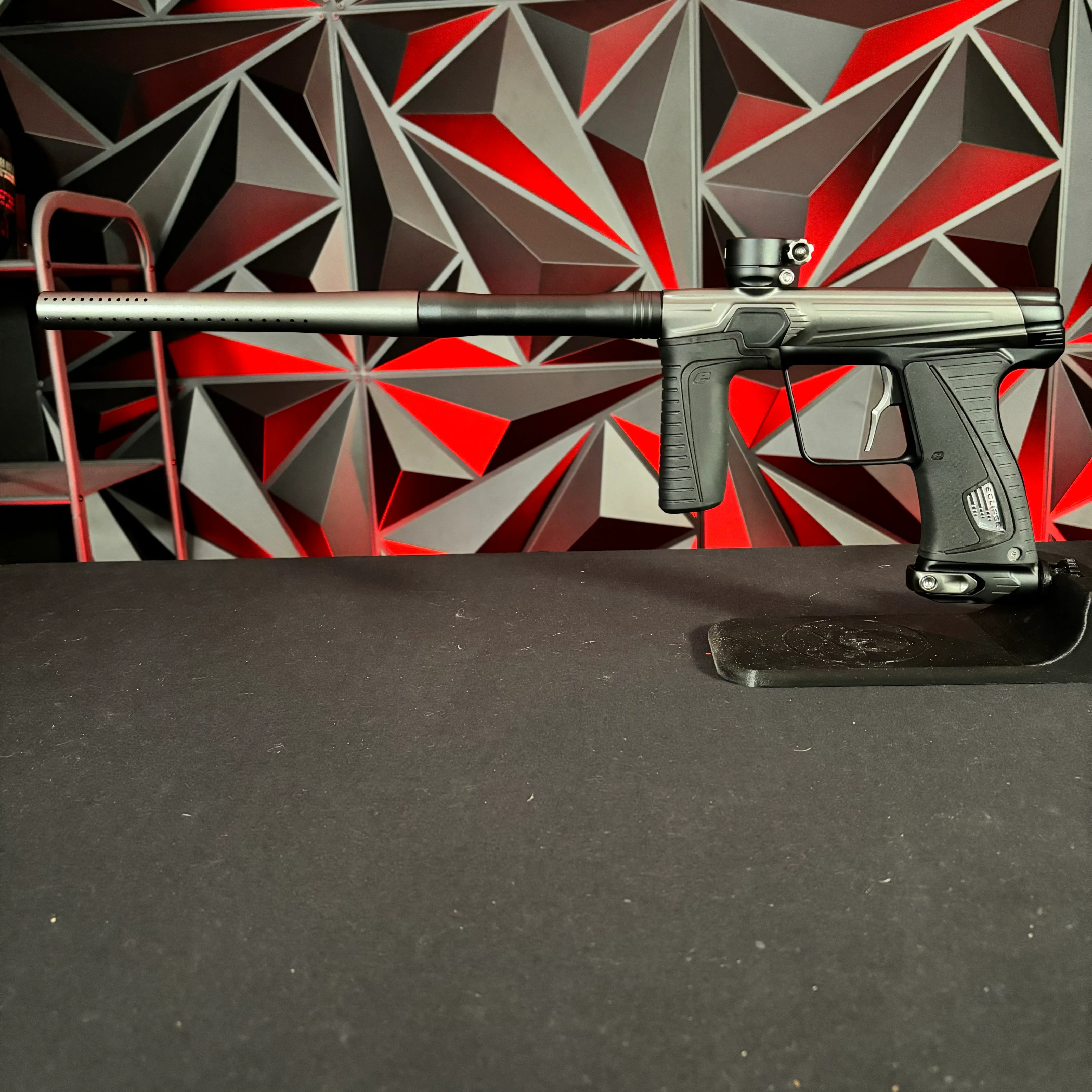 Used Planet Eclipse Gtek 180r Paintball Gun - Charcoal (Grey/Black) w/ Infamous Deuce Trigger & Earth Grip Kit - Image 6