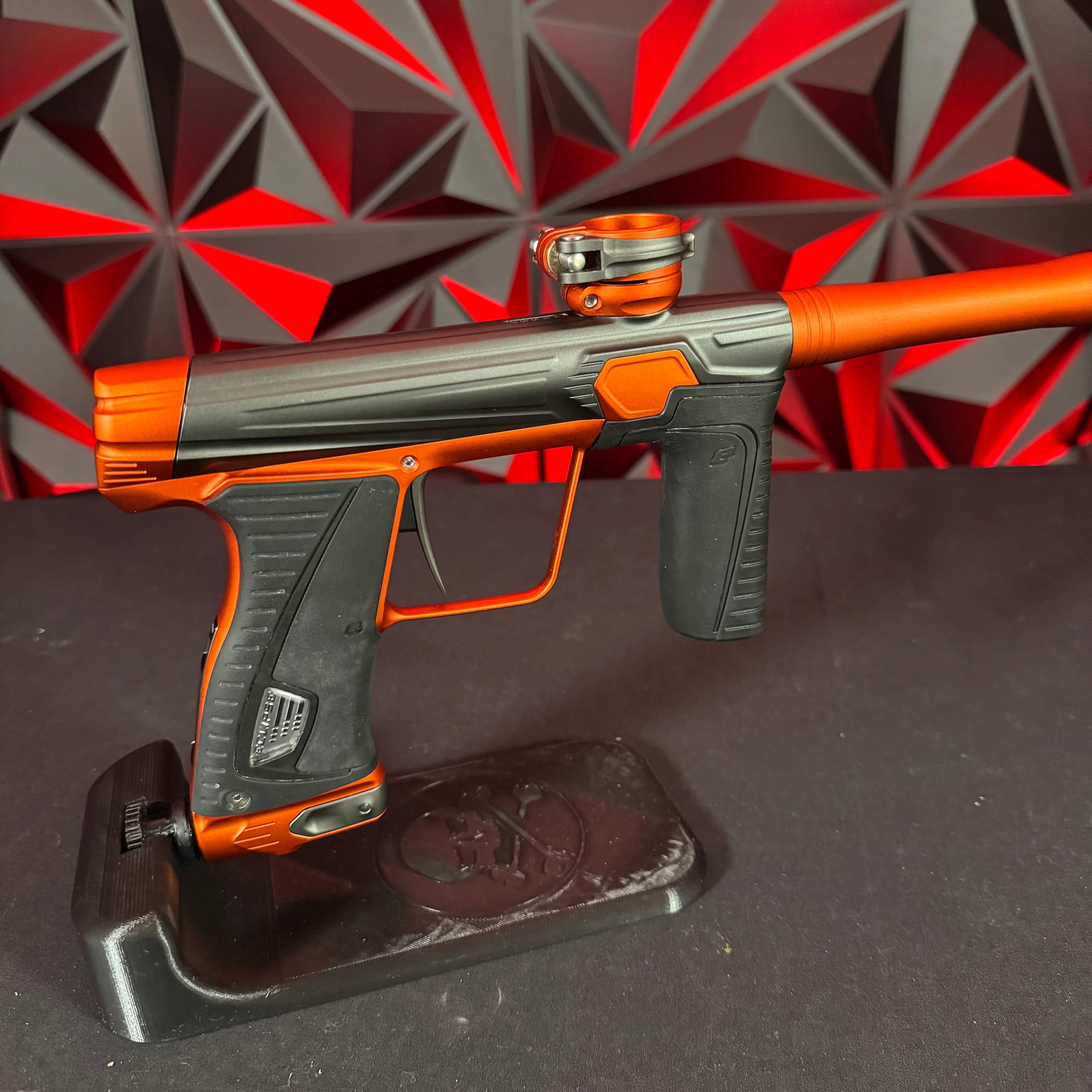 Used Planet Eclipse Gtek 180R Paintball Gun - Ember Storm - Image 2