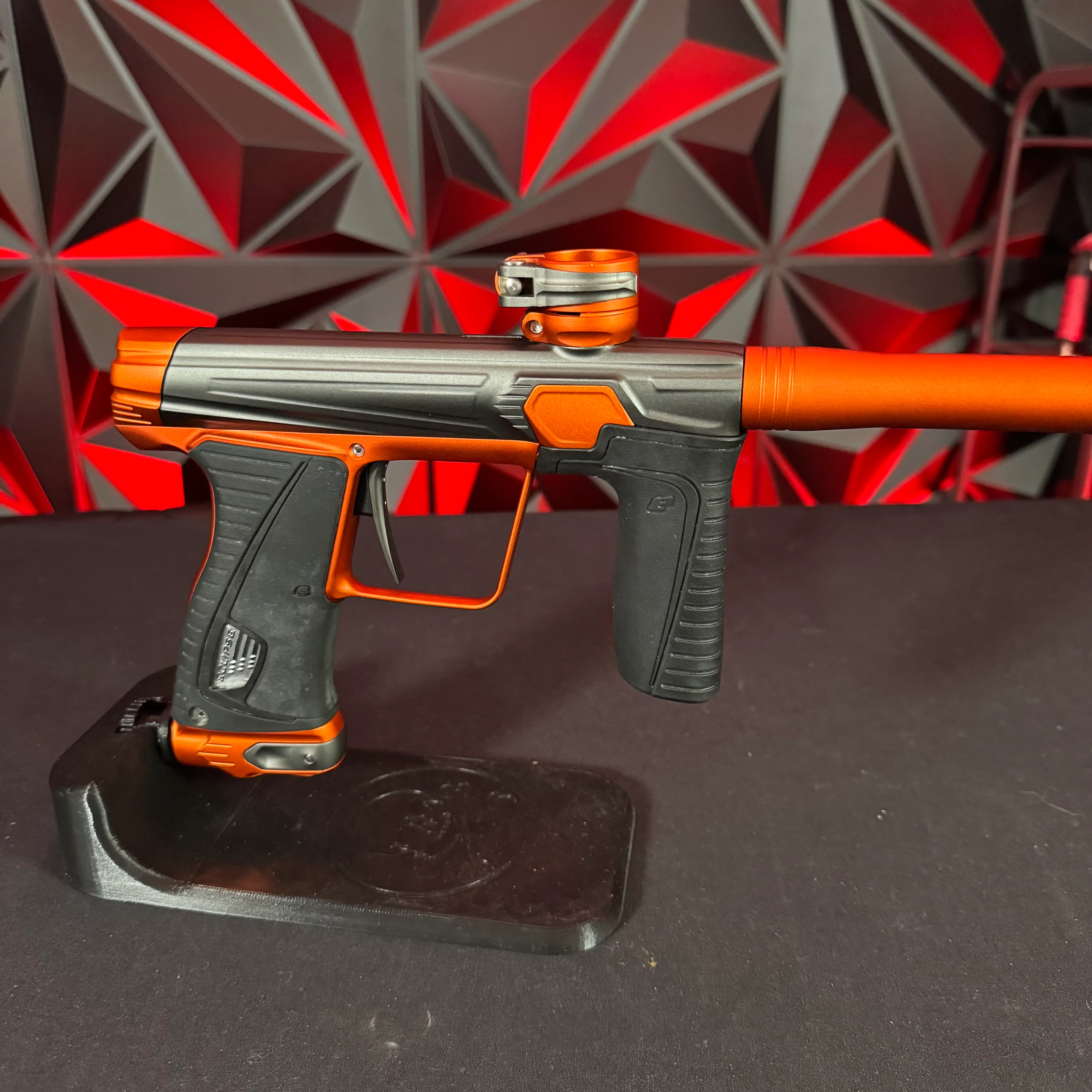 Used Planet Eclipse Gtek 180R Paintball Gun - Ember Storm - Image 4