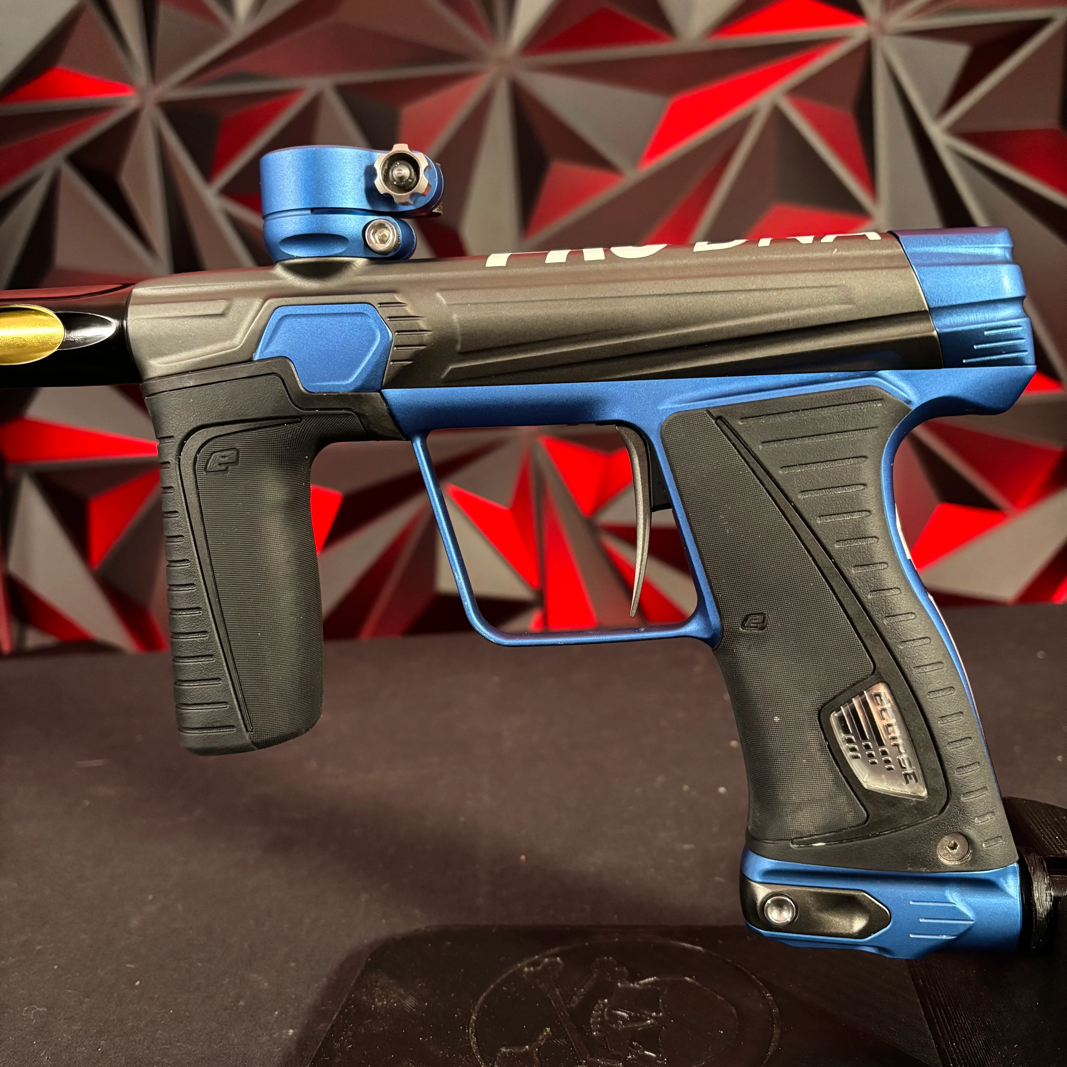 Used Planet Eclipse Gtek 180R Paintball Gun - Graphite/Blue - Image 4