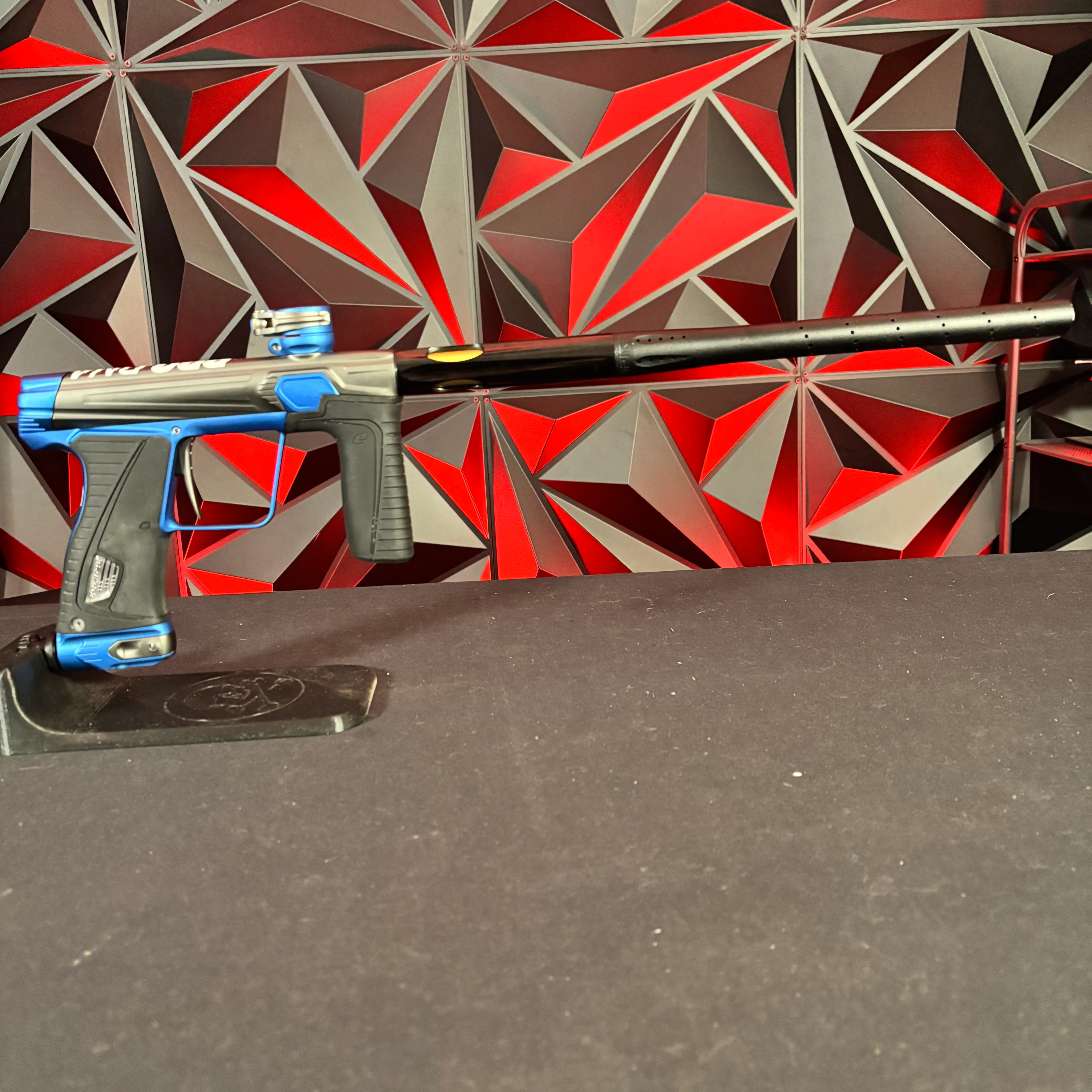 Used Planet Eclipse Gtek 180R Paintball Gun - Graphite/Blue - Image 6