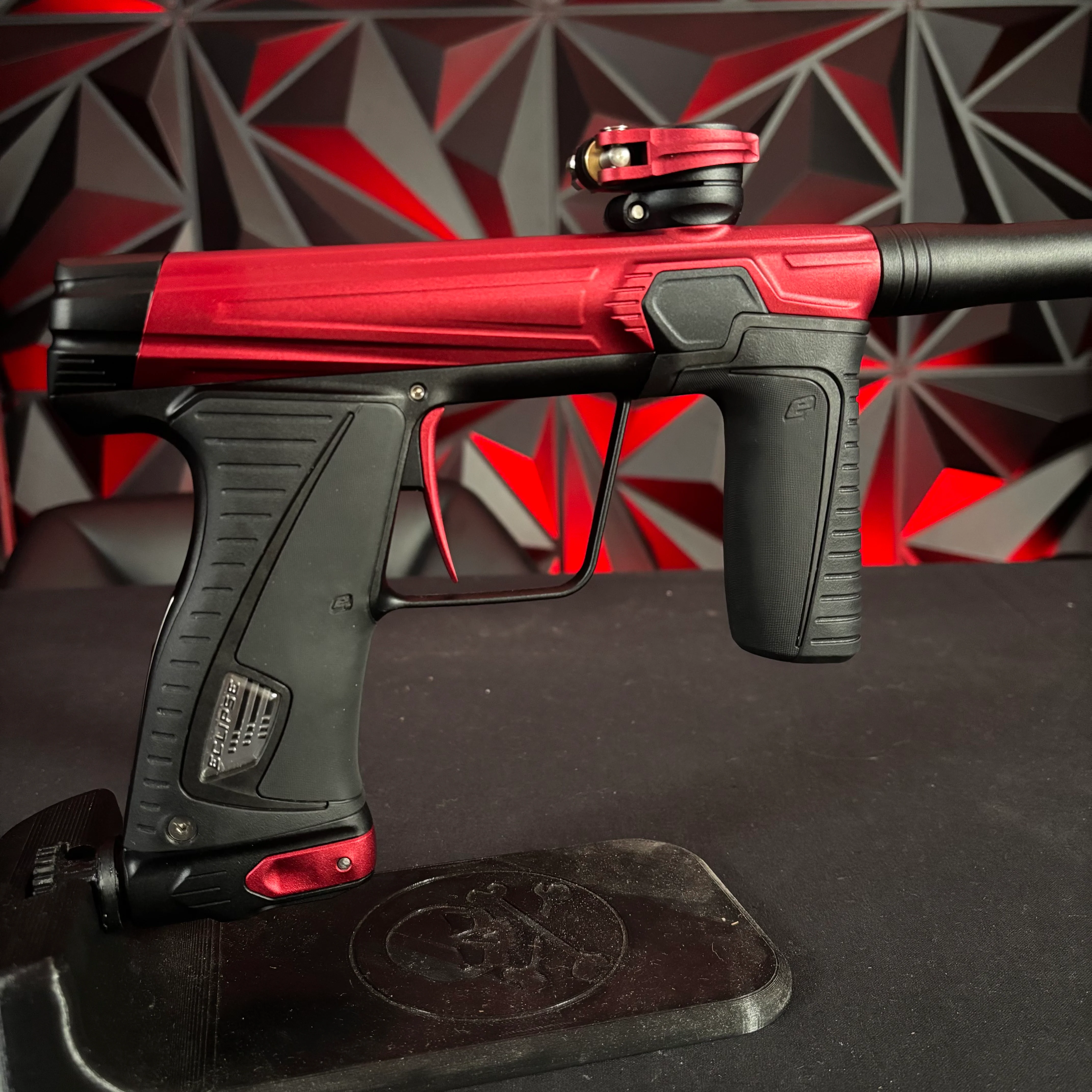 Used Planet Eclipse Gtek 180R Paintball Gun - Red/Black - Image 2
