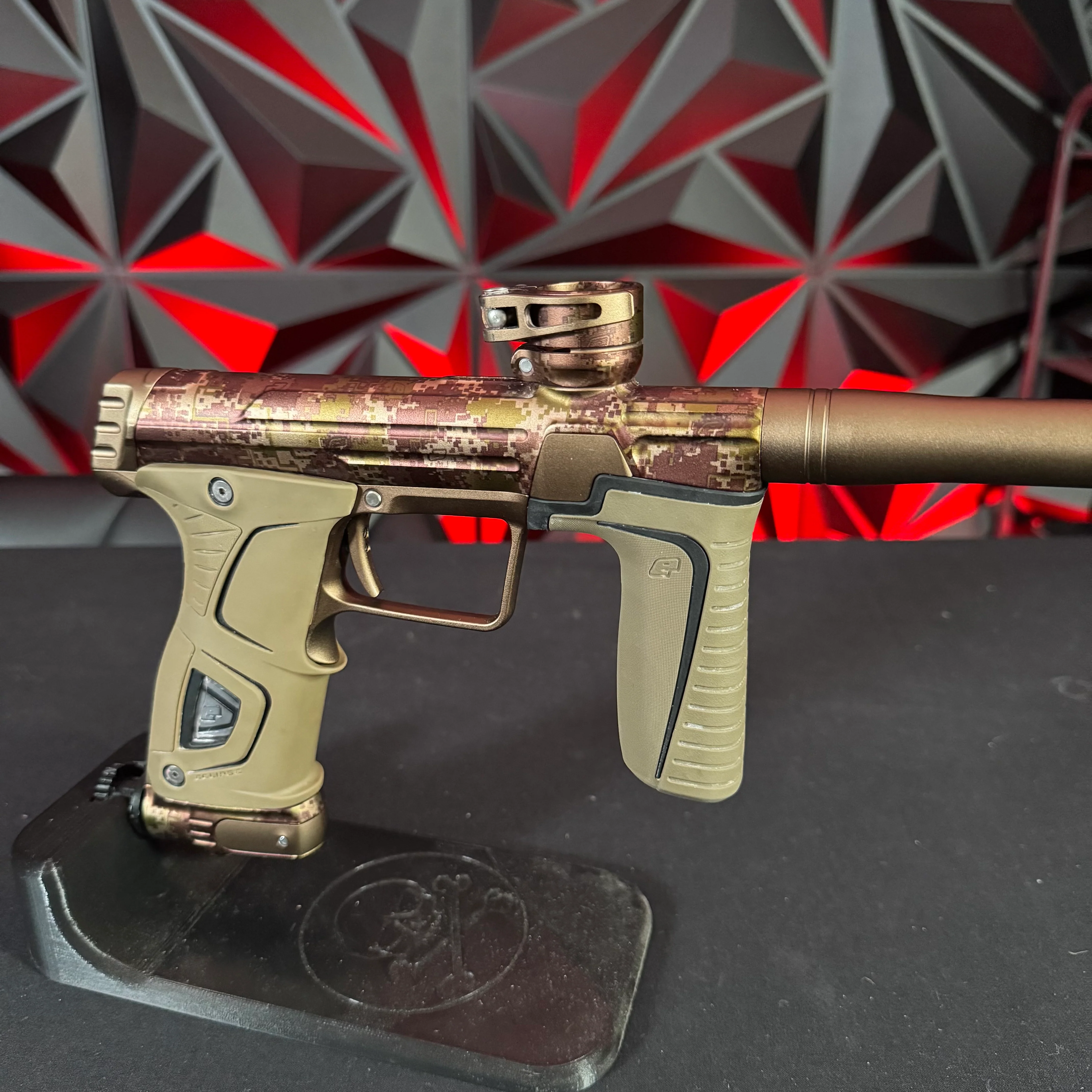 Used Planet Eclipse Gtek M170r - HDE Camo/Earth w/Deadly Winds hAir 45 Trigger Valve - Image 4
