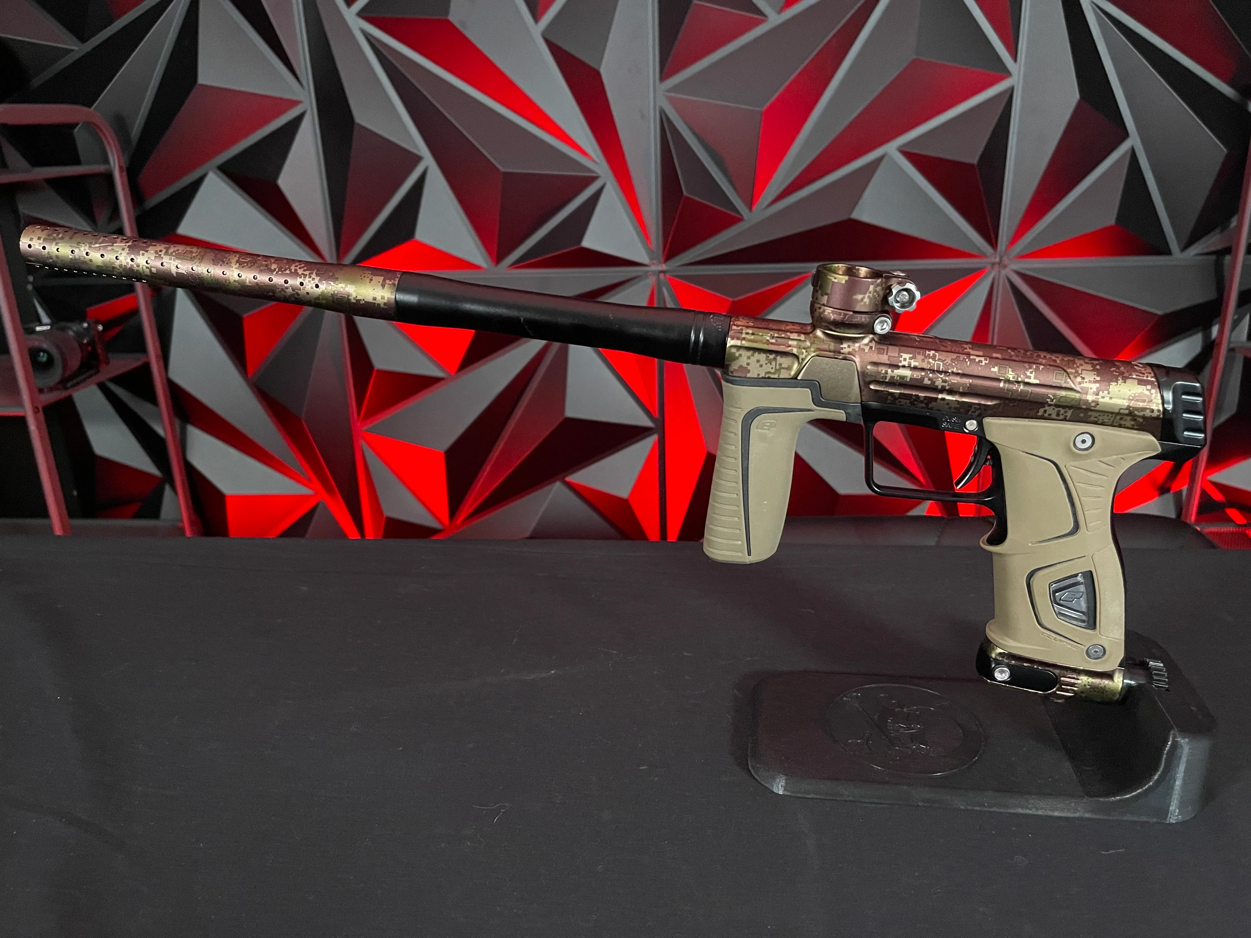 Used Planet Eclipse Gtek M170r - HDE Camo/Black w/Deadly Winds hAir 45 Trigger Valve - Image 6
