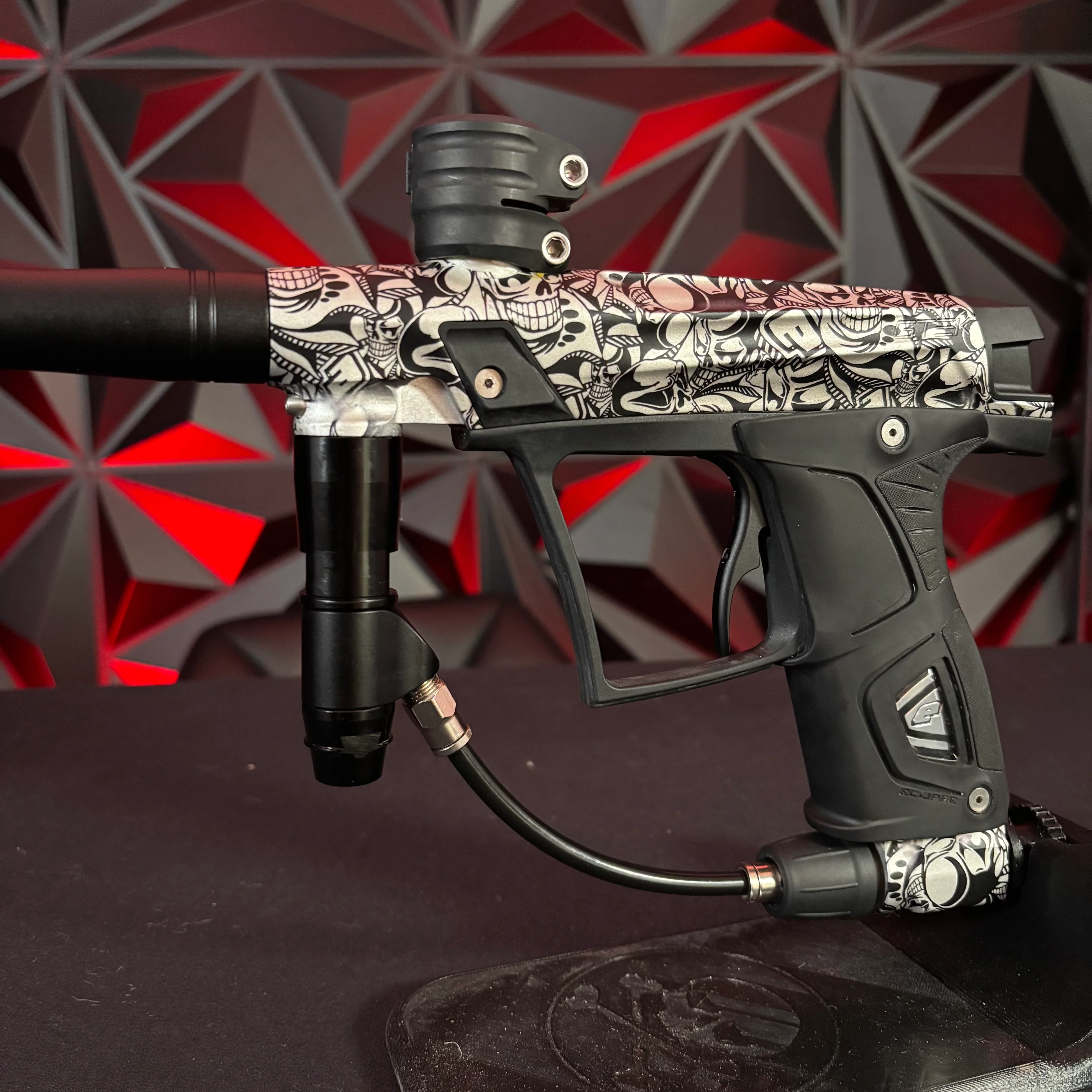 Used Planet Eclipse Gtek OLED Paintball Gun - Stretch White - Image 5