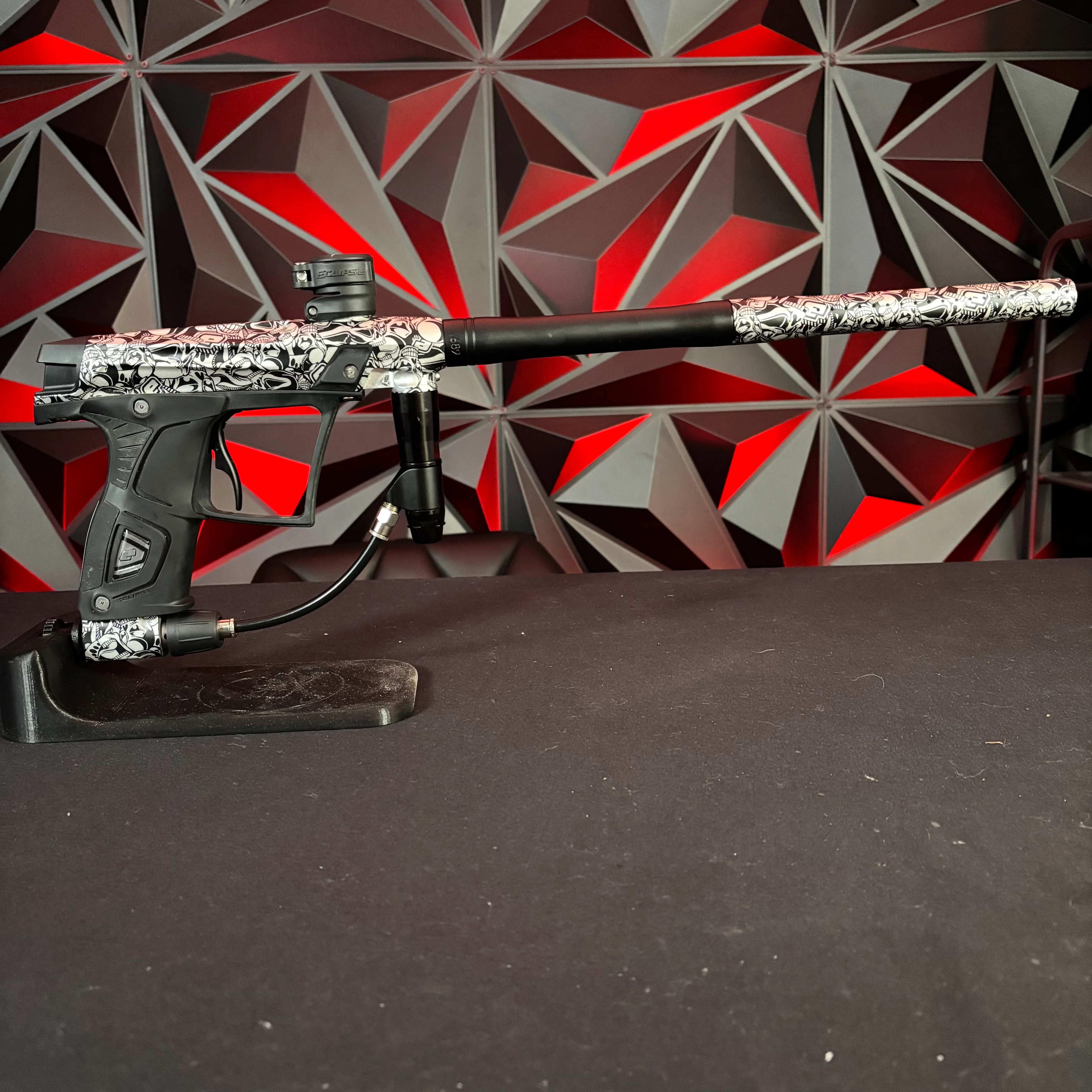 Used Planet Eclipse Gtek OLED Paintball Gun - Stretch White - Image 7