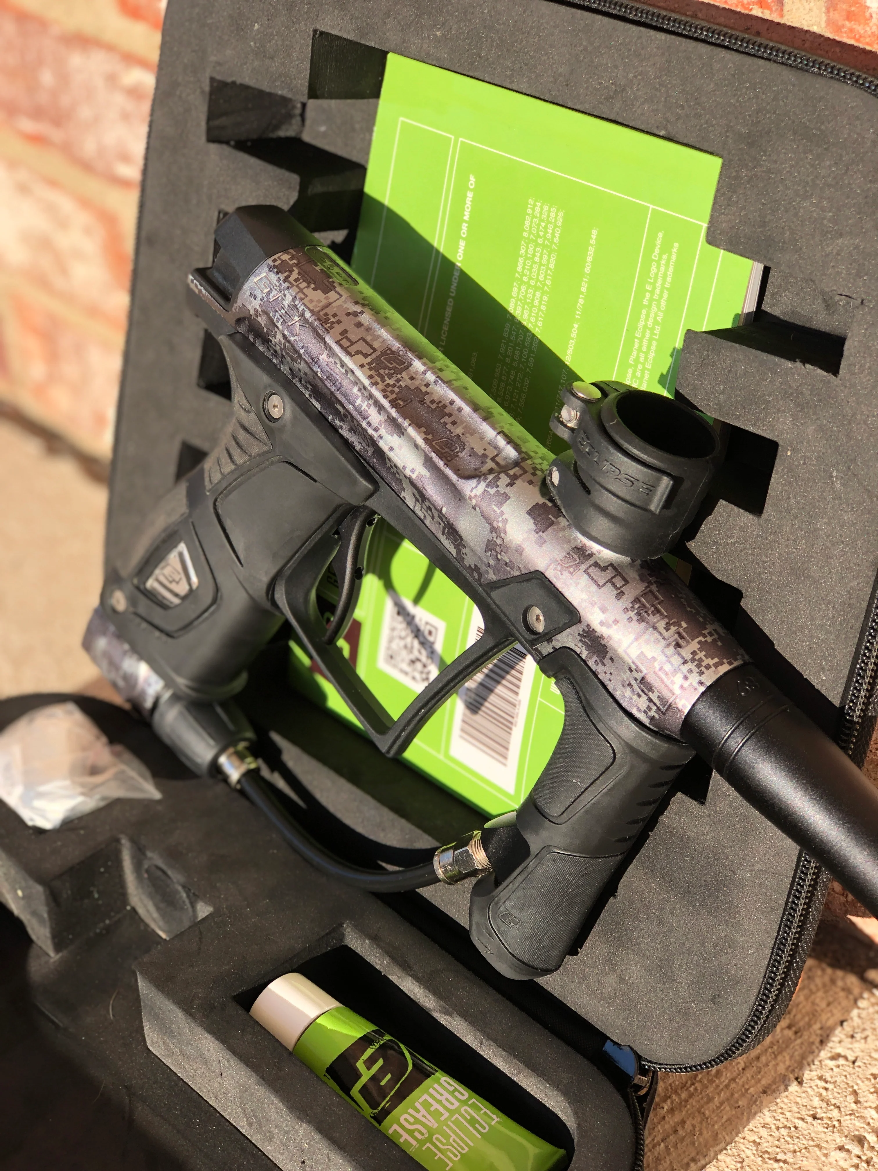 Used Planet Eclipse Gtek OLED Paintball Marker- Urban Camo - Image 2