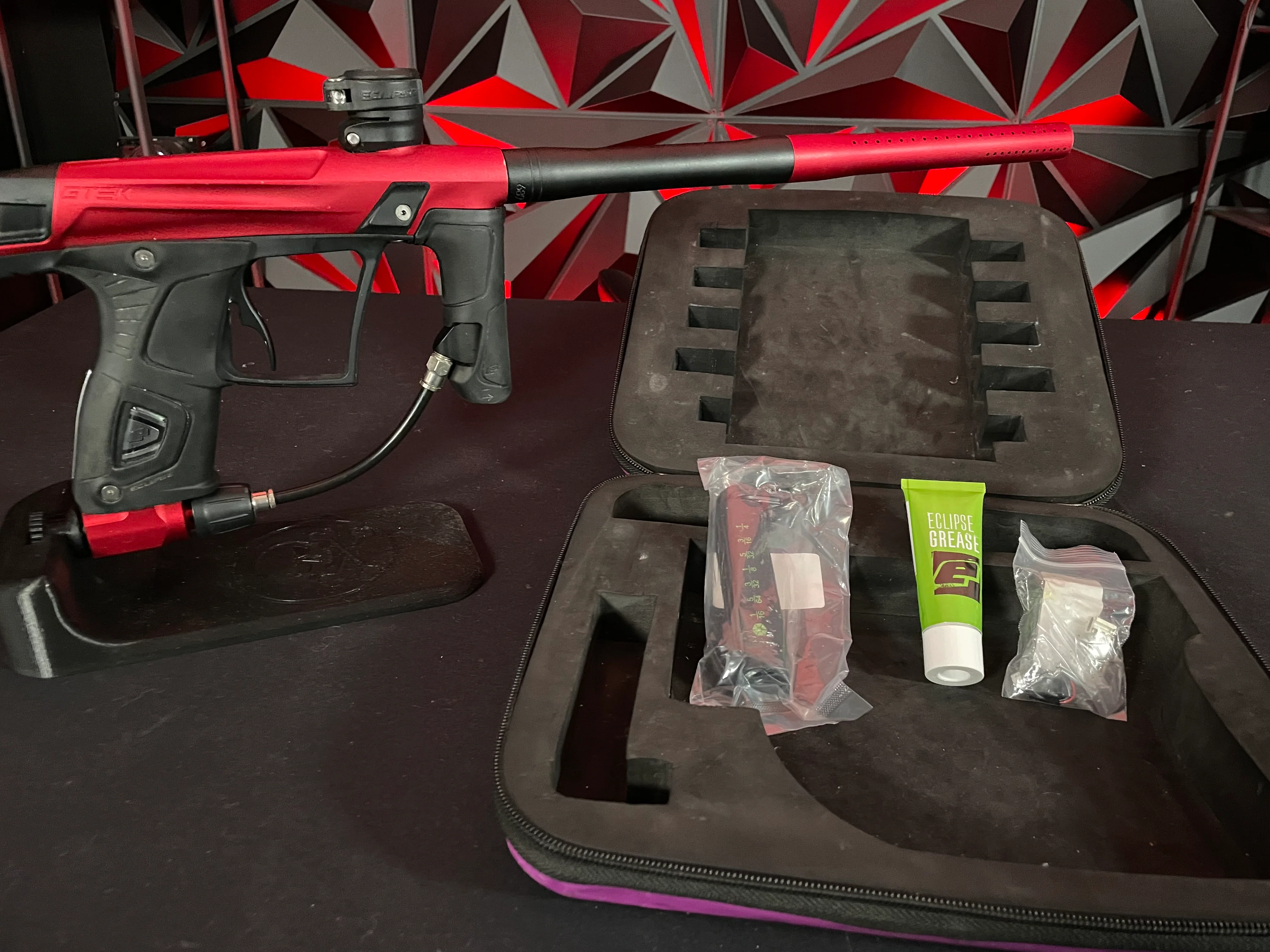 Used Planet Eclipse Gtek OLED - Red/Black - Image 7