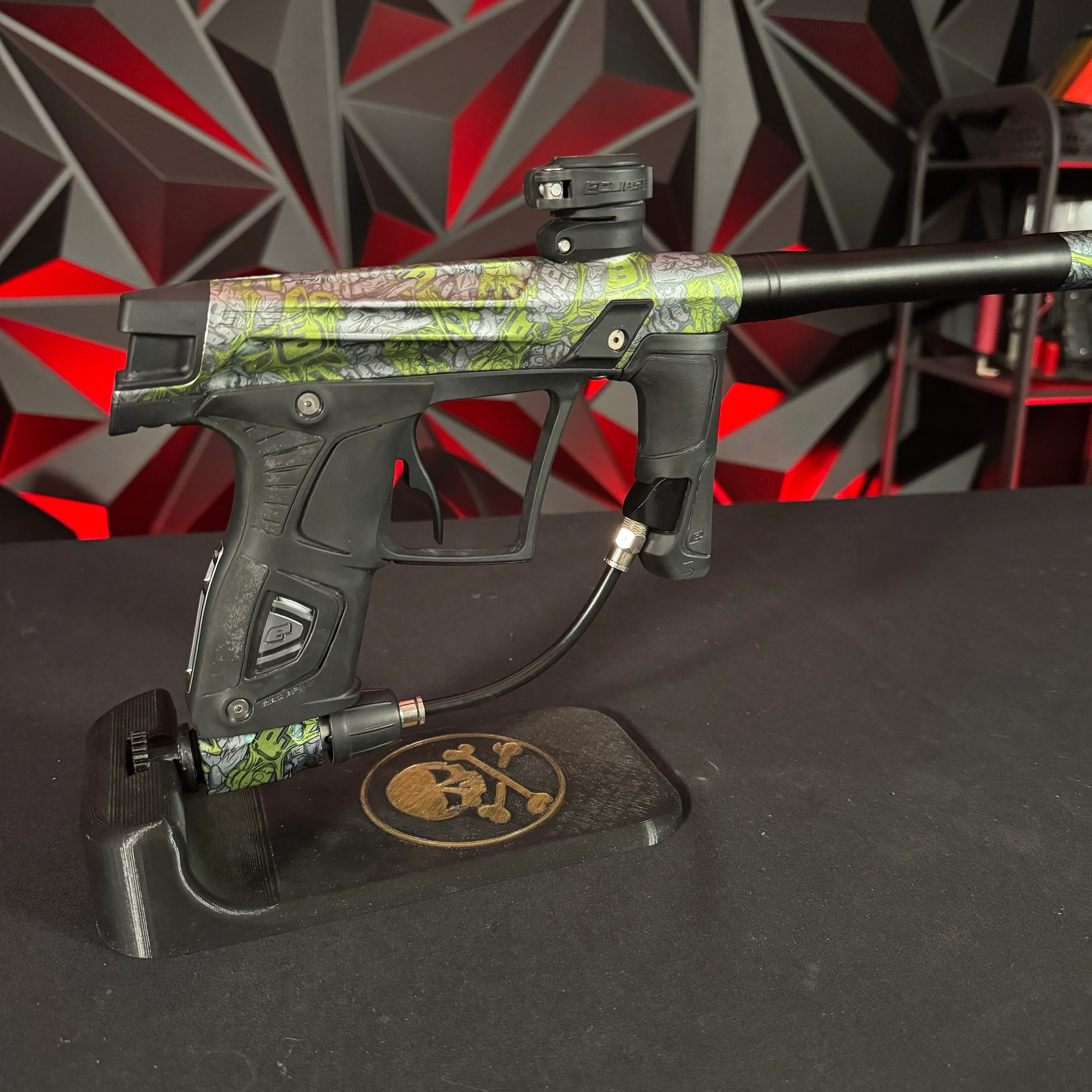 Used Planet Eclipse Gtek Paintball Gun - OLED - Zombies Stretch Green - Image 2