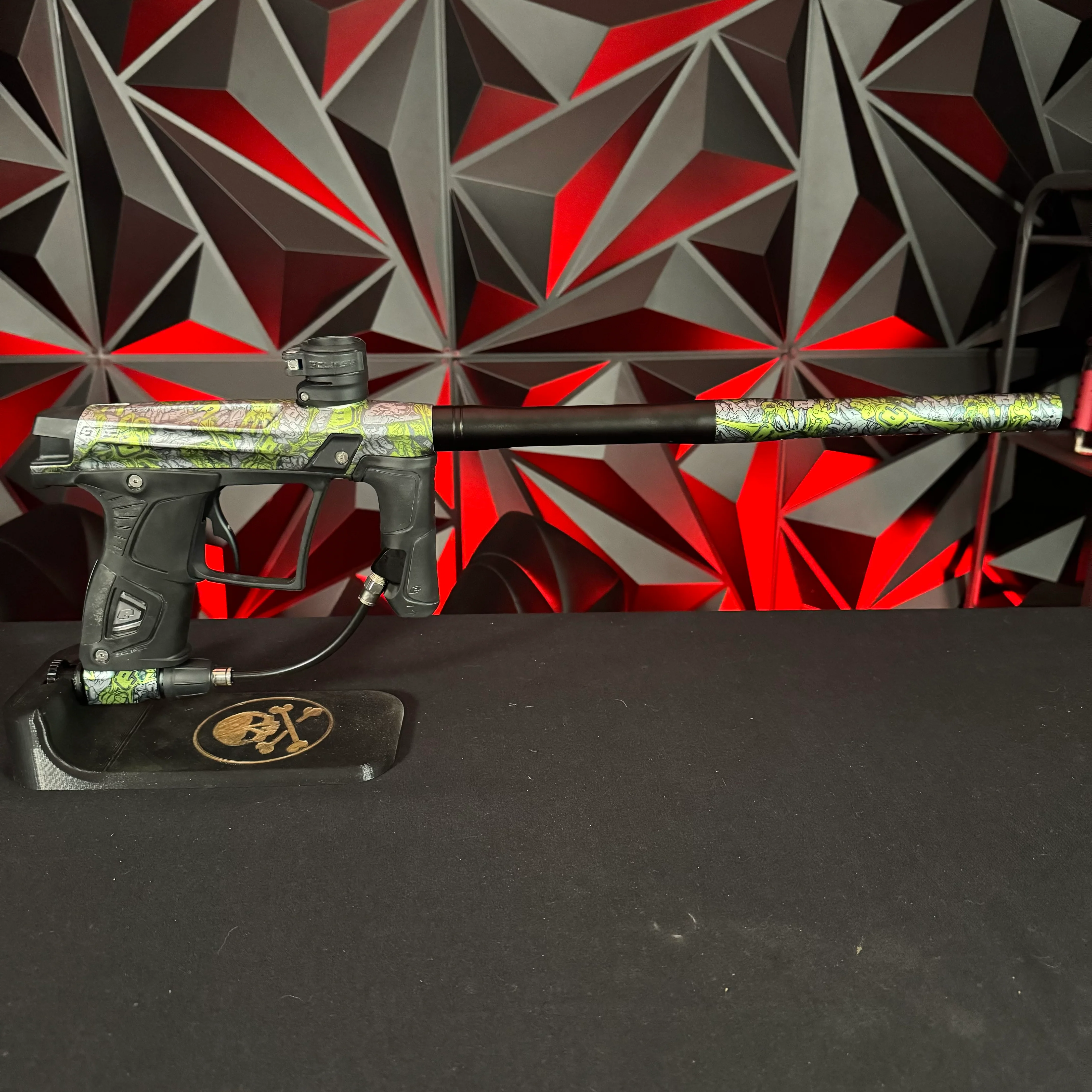 Used Planet Eclipse Gtek Paintball Gun - OLED - Zombies Stretch Green - Image 6