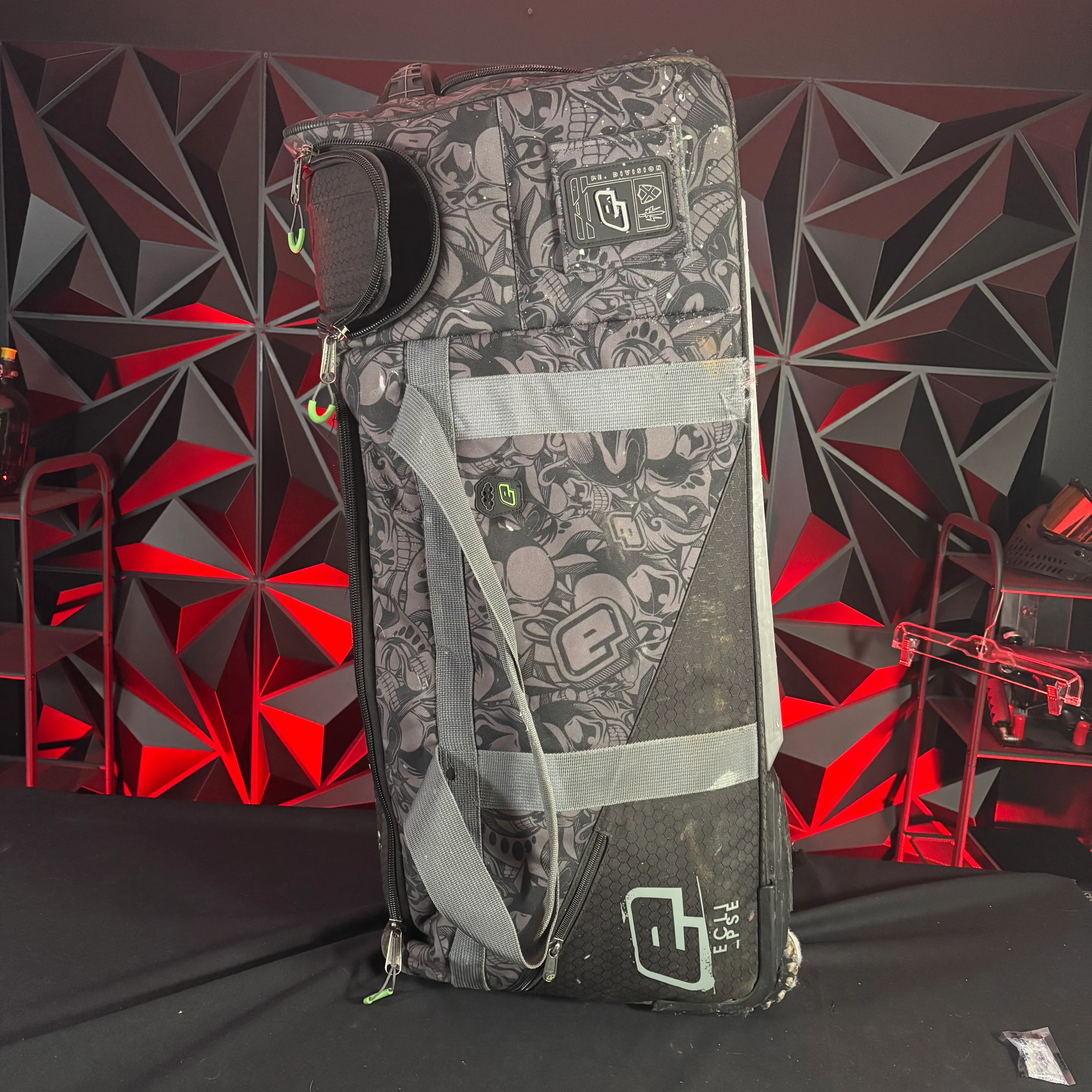 Used Planet Eclipse GX2 Classic Paintball Gearbag - LE Titan Black/Grey - Image 2