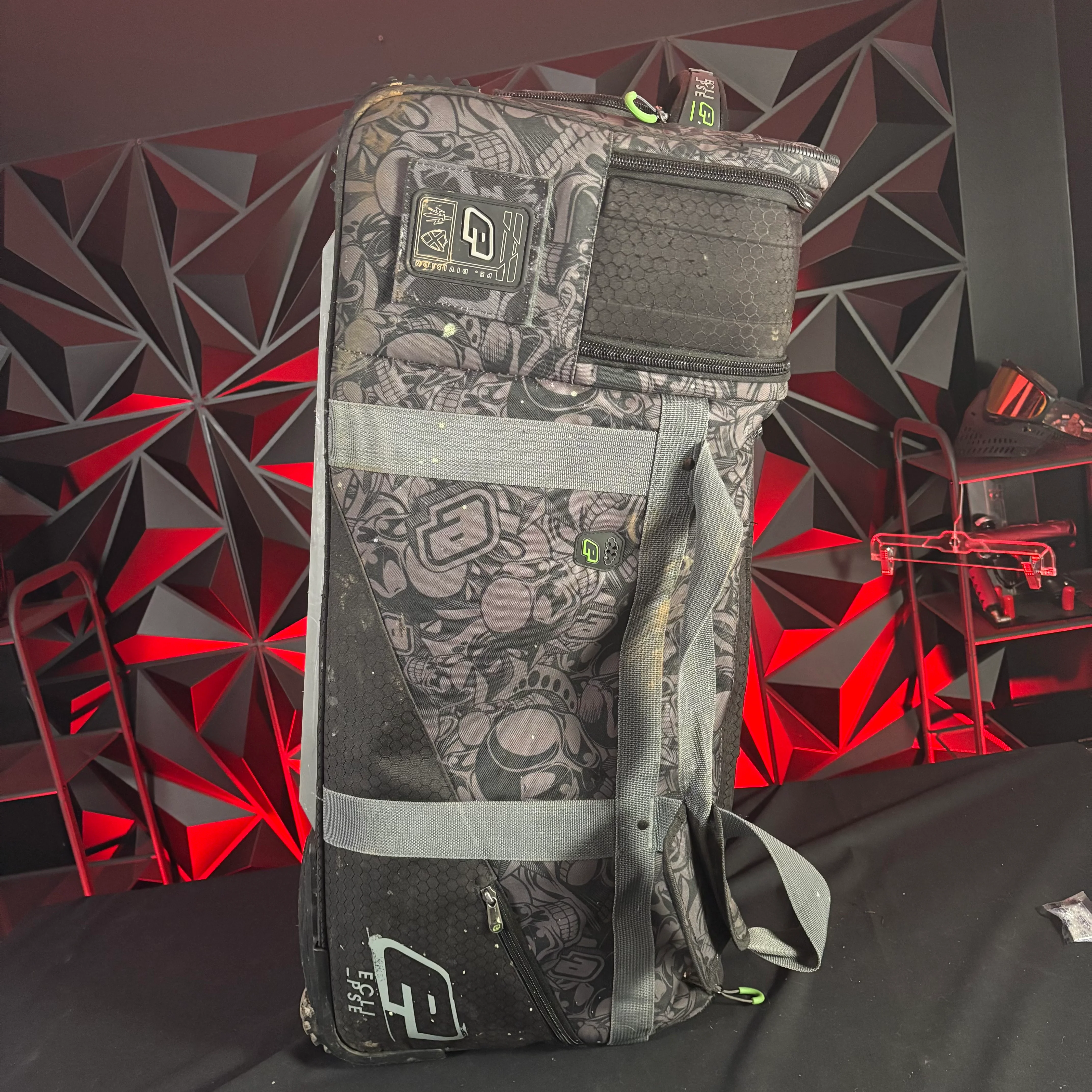 Used Planet Eclipse GX2 Classic Paintball Gearbag - LE Titan Black/Grey - Image 4
