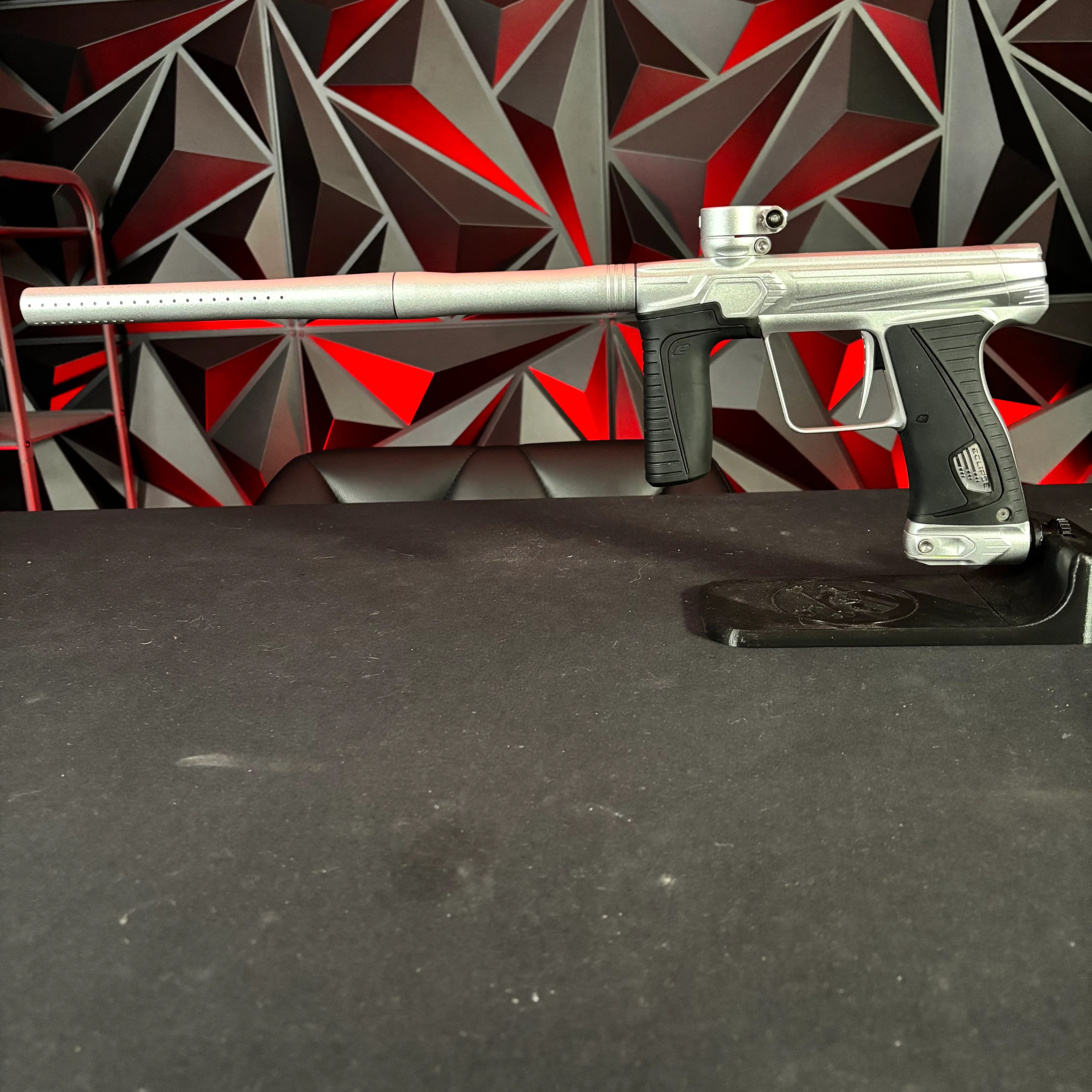 Used Planet Eclipse 180r Paintball Gun - Silver - Image 7