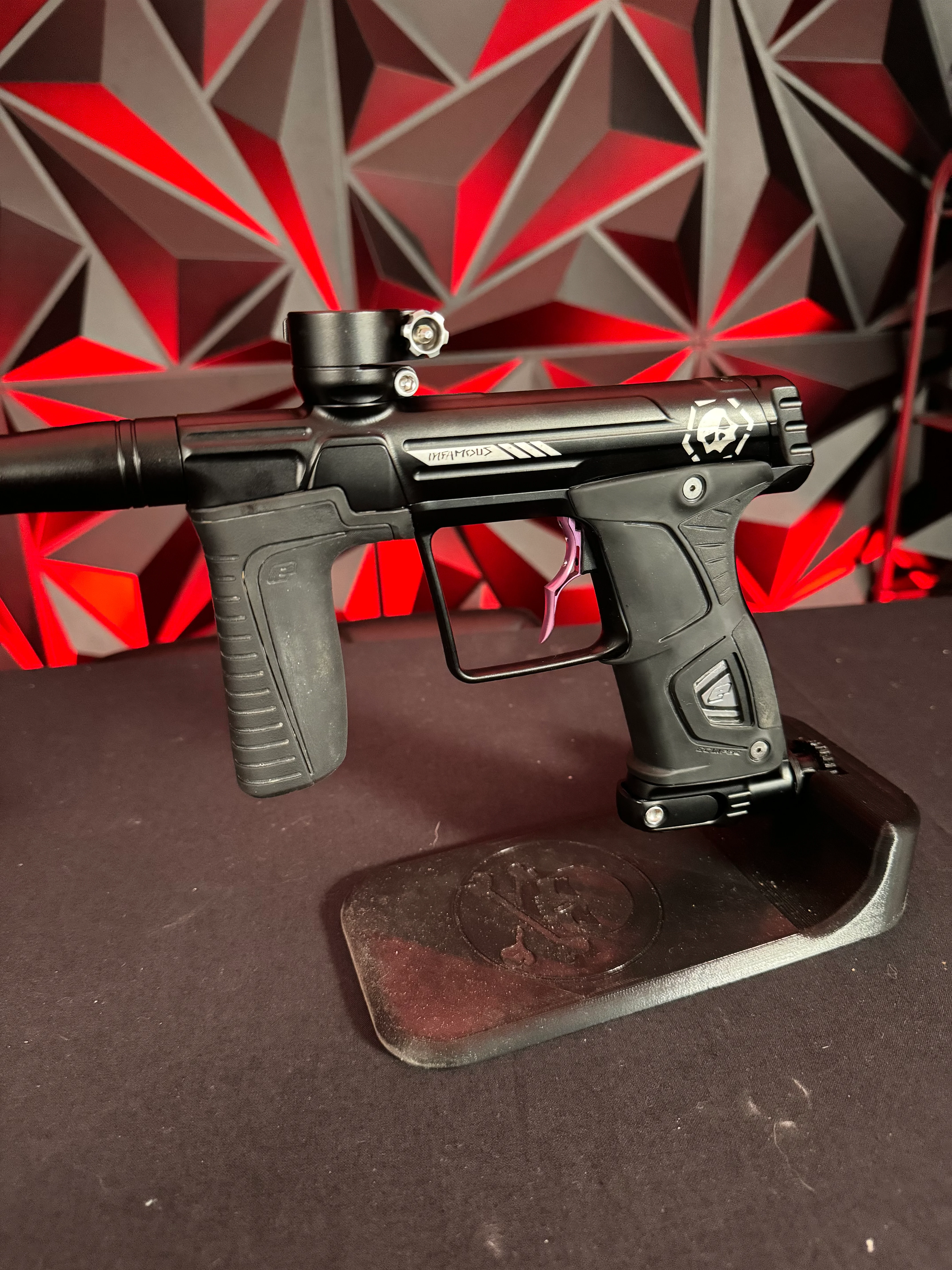 Used Planet Eclipse/Infamous Gtek 170R Paintball Gun - Black w/ Infamous Deuce Trigger - Image 4