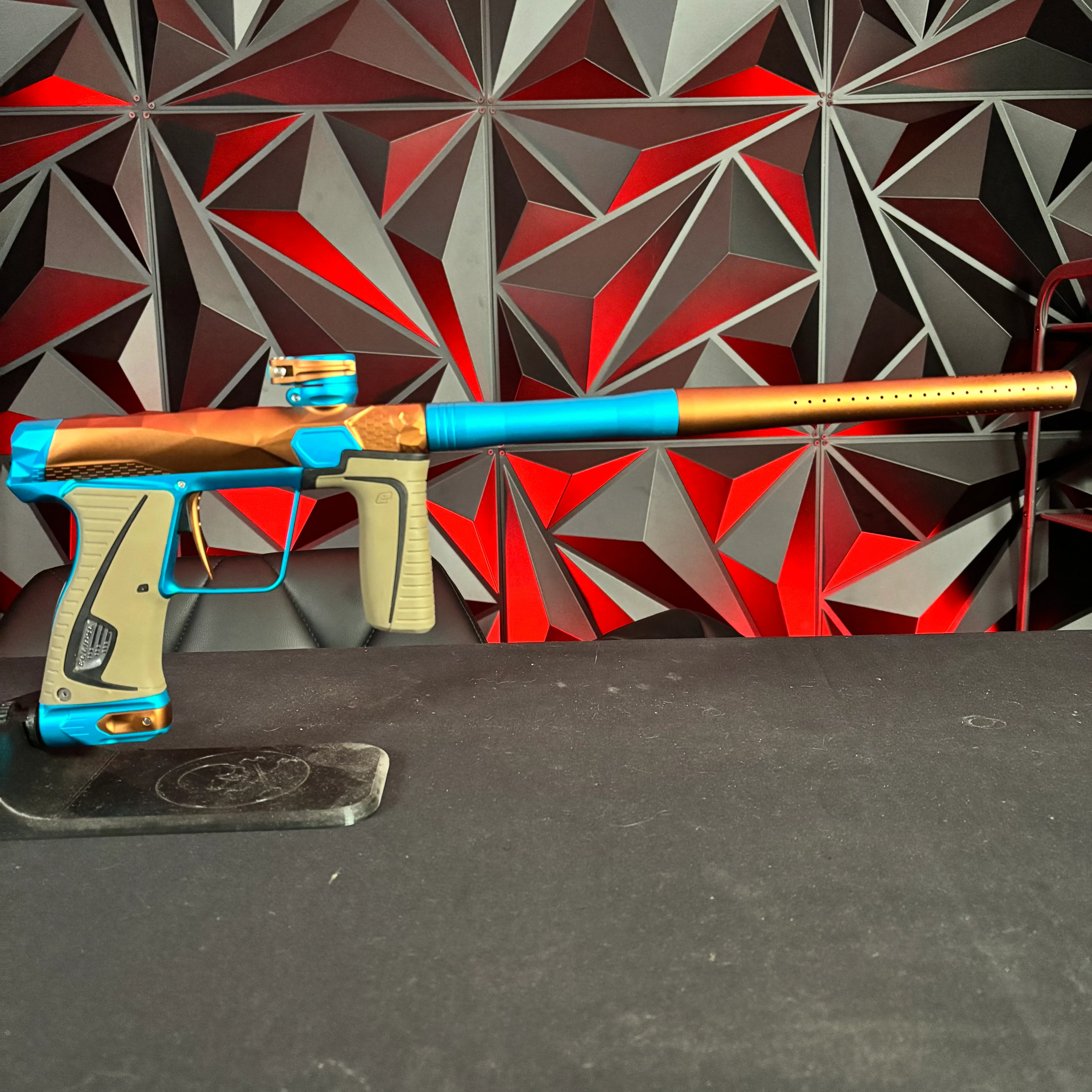 Used Planet Eclipse/Infamous Gtek 180r Paintball Gun - Brown/ Teal - Image 6