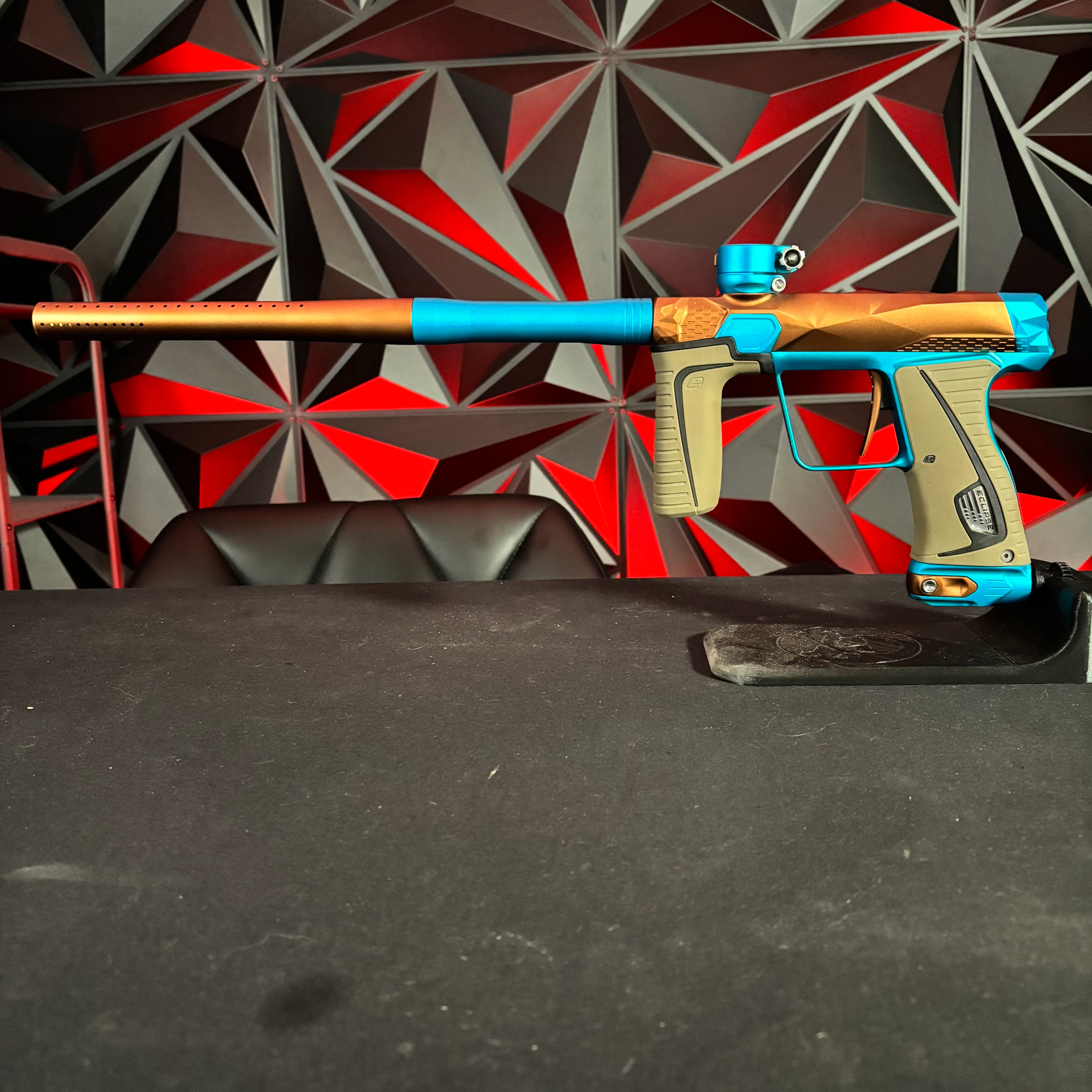 Used Planet Eclipse/Infamous Gtek 180r Paintball Gun - Brown/ Teal - Image 7