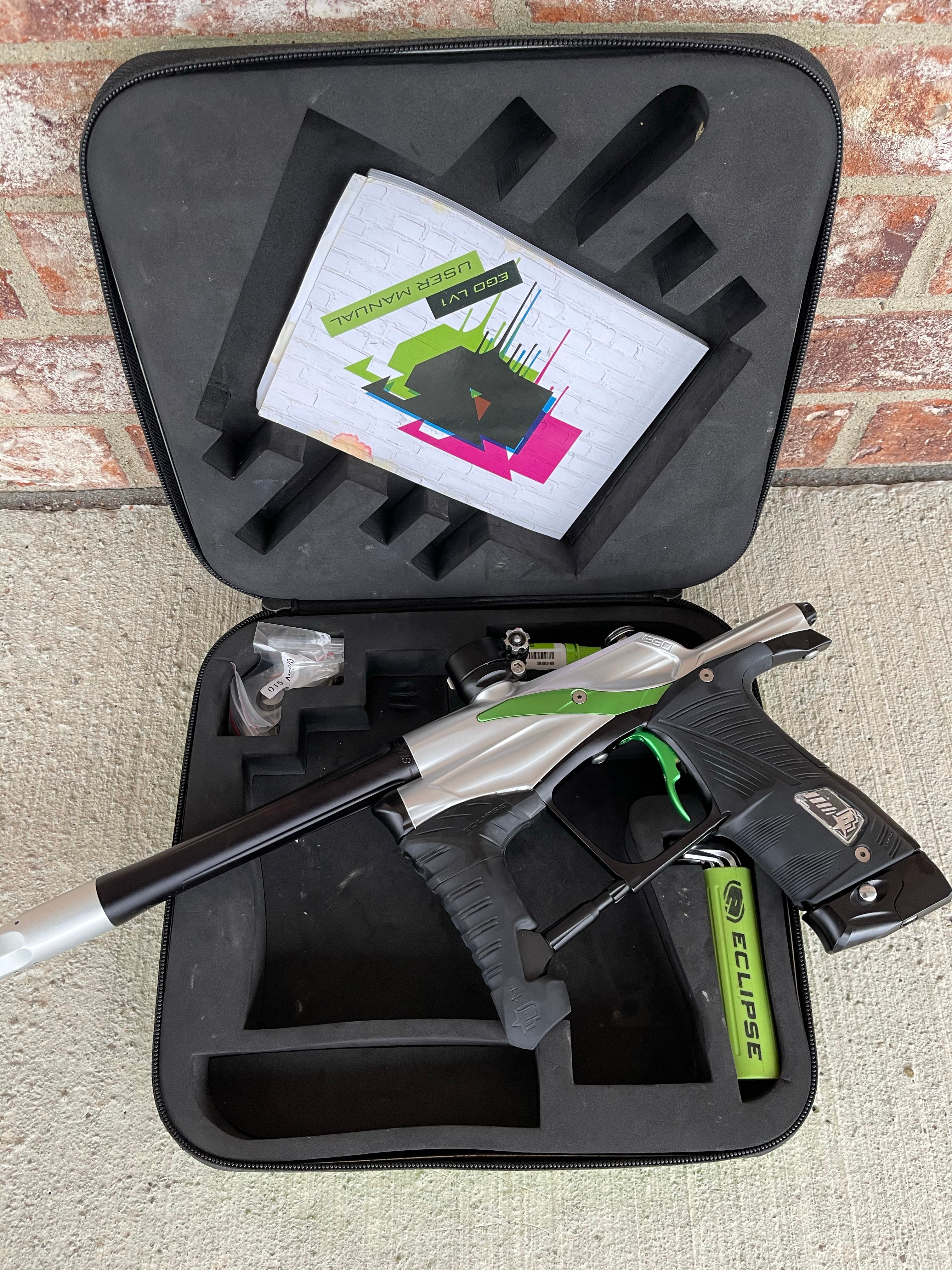 Used Planet Eclipse LV1.1/1.5 Paintball Gun - Silver/Black/Green - Image 6