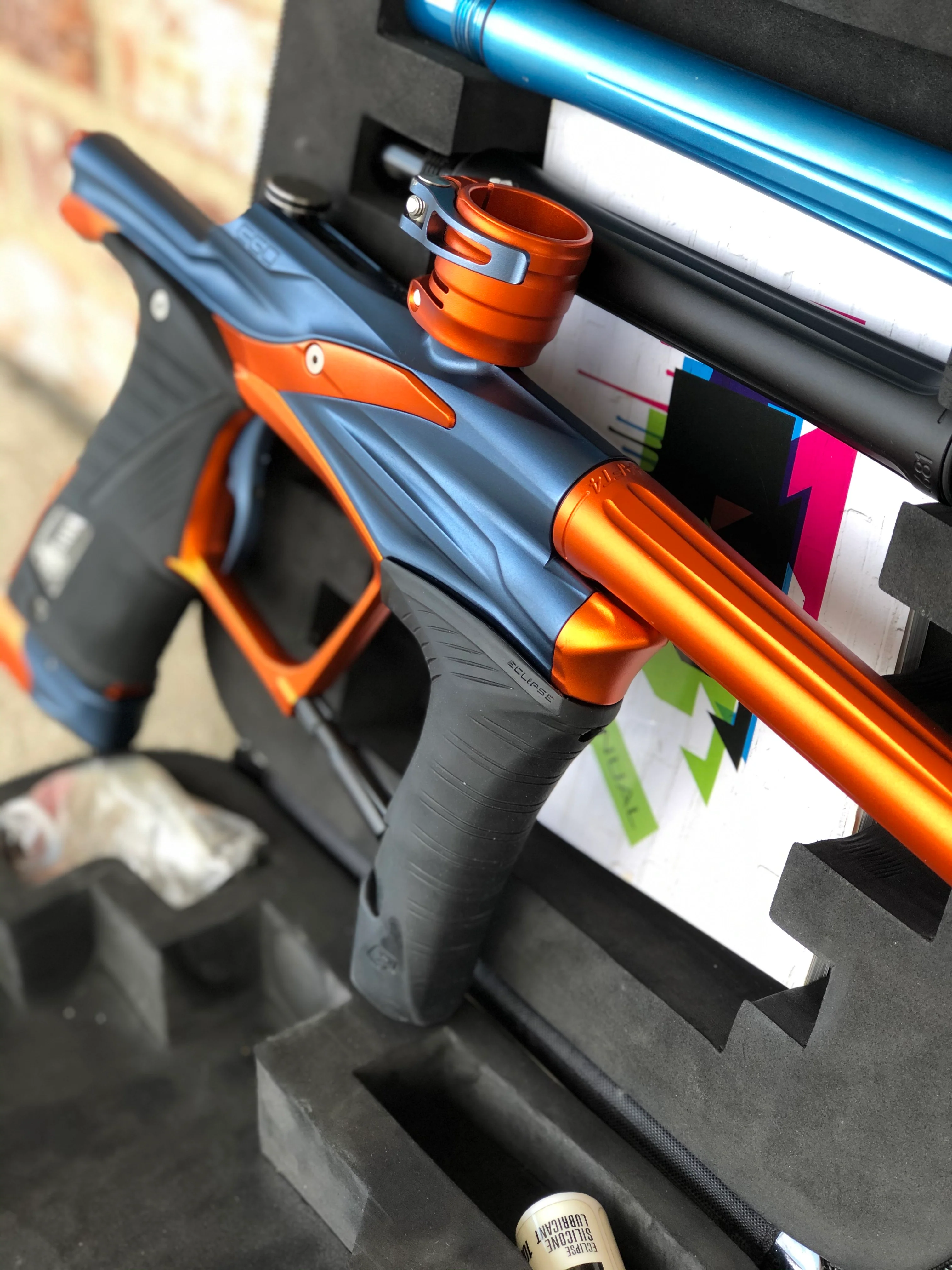 Used Planet Eclipse LV1.1 Paintball Gun - Blue/Orange - Image 4