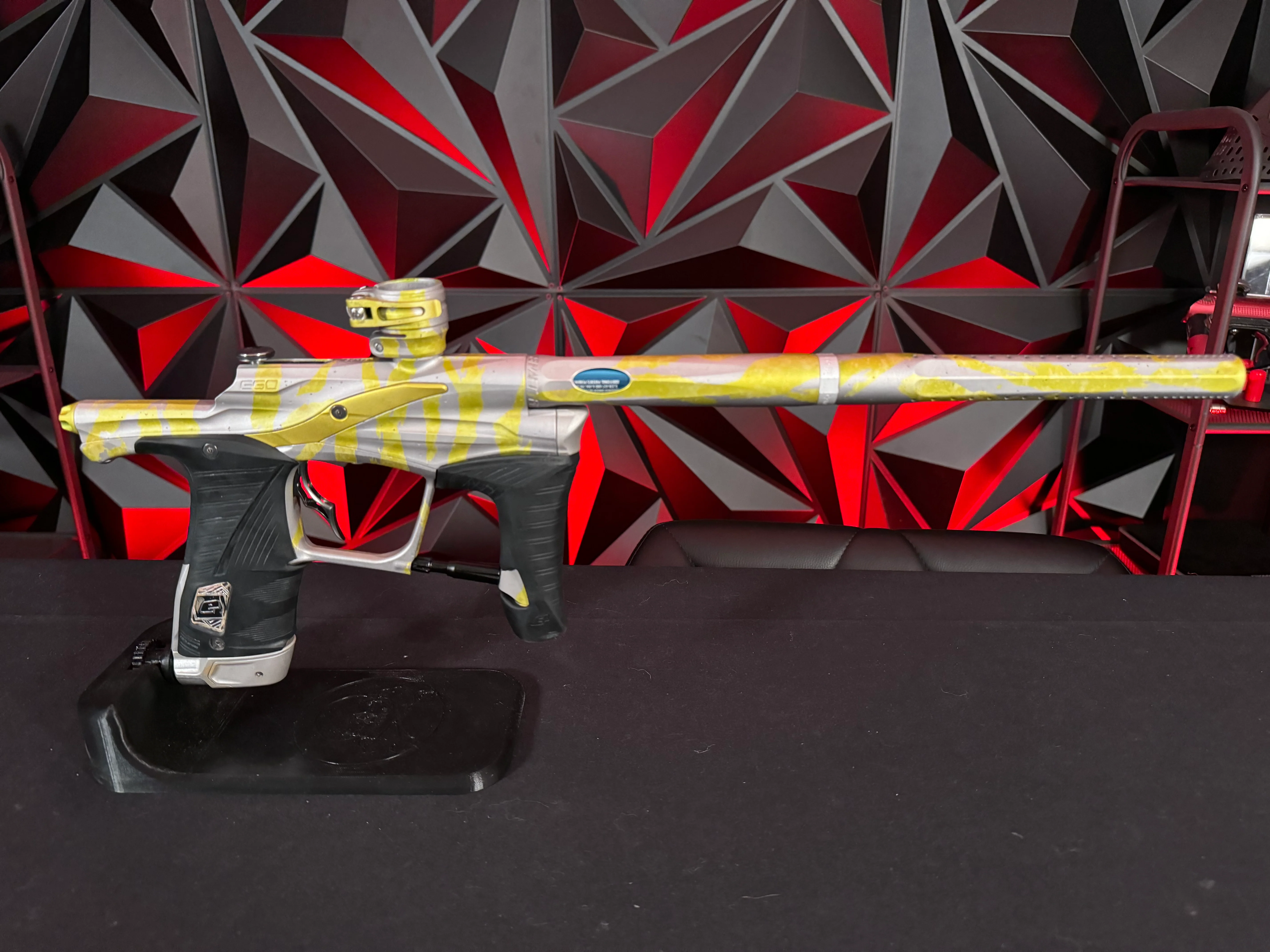 Used Planet Eclipse LV1.1 Paintball Gun - Custom Anno Silver/Yellow Tiger w/Deuce Trigger, TechT Bolt, White & Black Grip Kit - Image 5