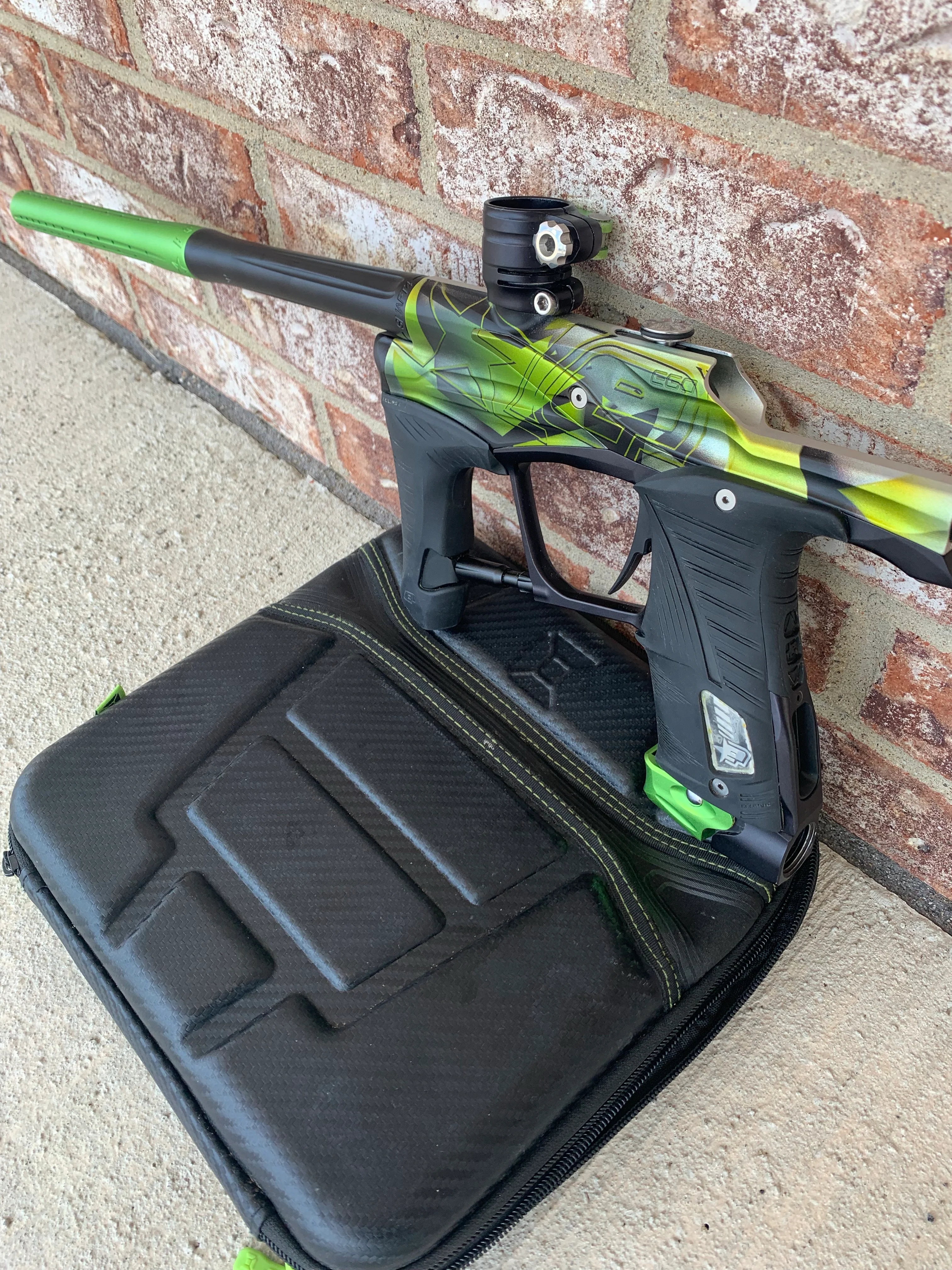 Used Planet Eclipse Lv1 Paintball Marker- Limited Edition Distortion Lizzard - Image 3