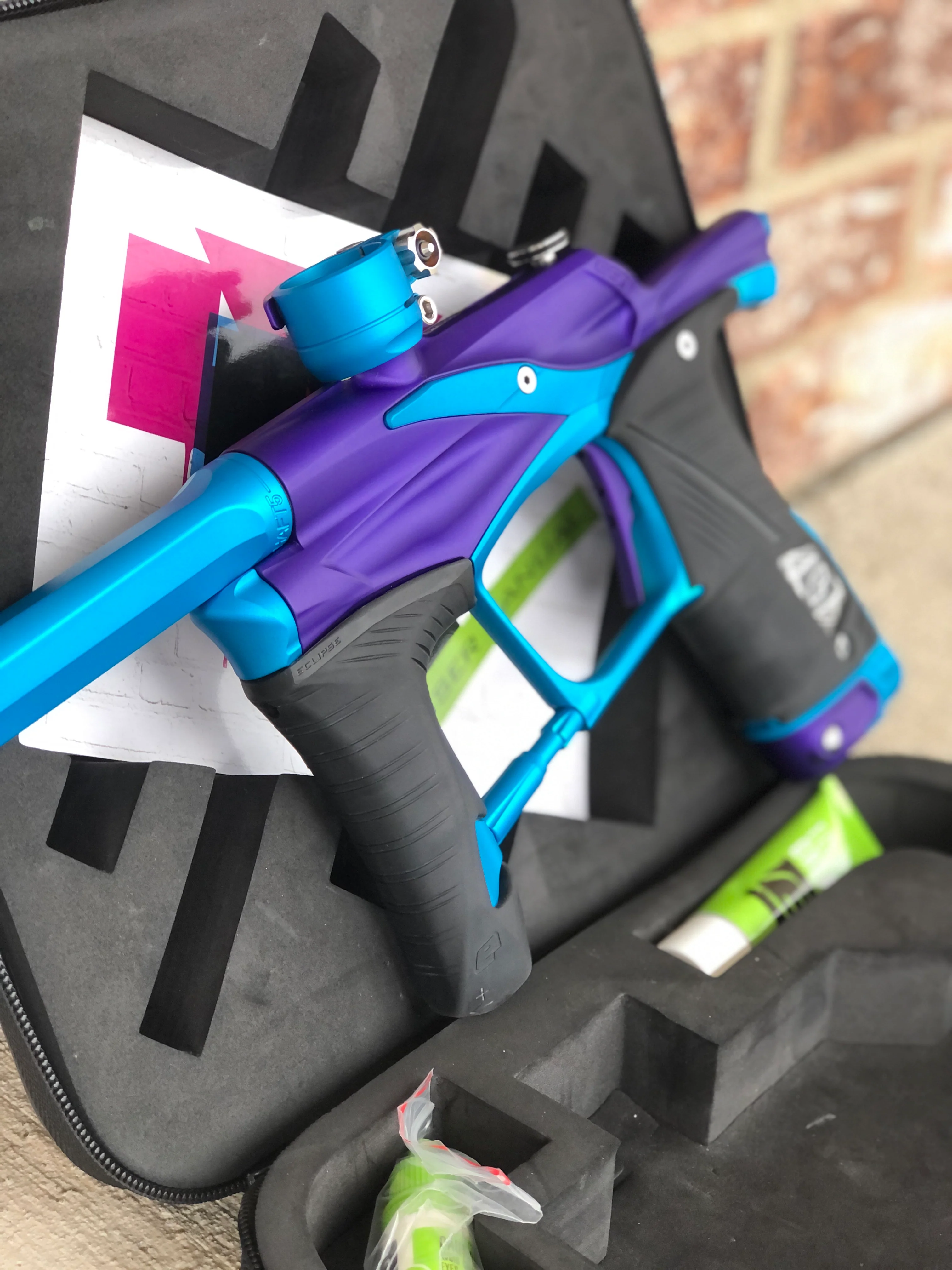 Used Planet Eclipse Lv1.5 Paintball Gun - Dust Purple/Teal - Image 4