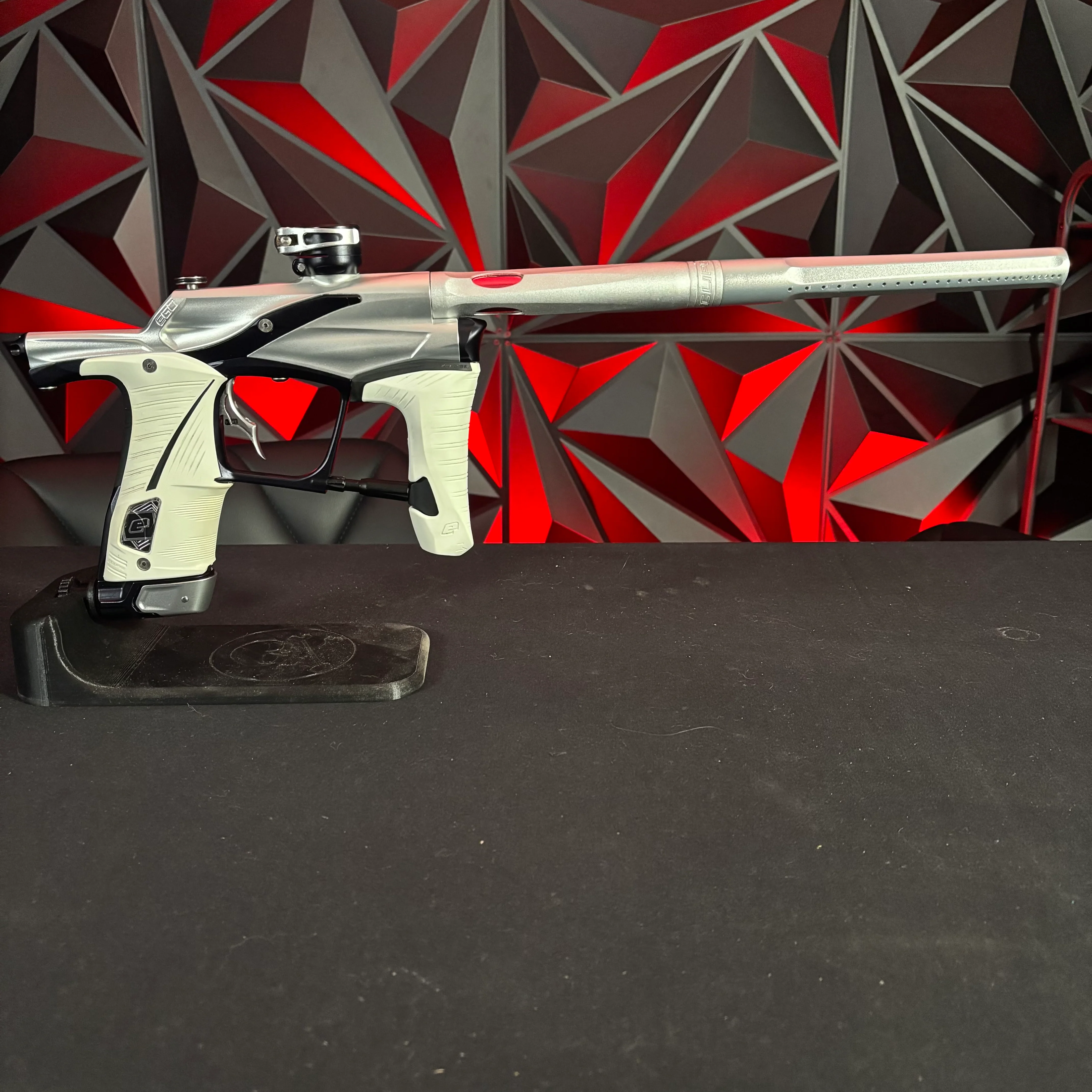 Used Planet Eclipse LV1.5 Paintball Gun - Silver/Black w/ Shaft FR Barrel - Image 7