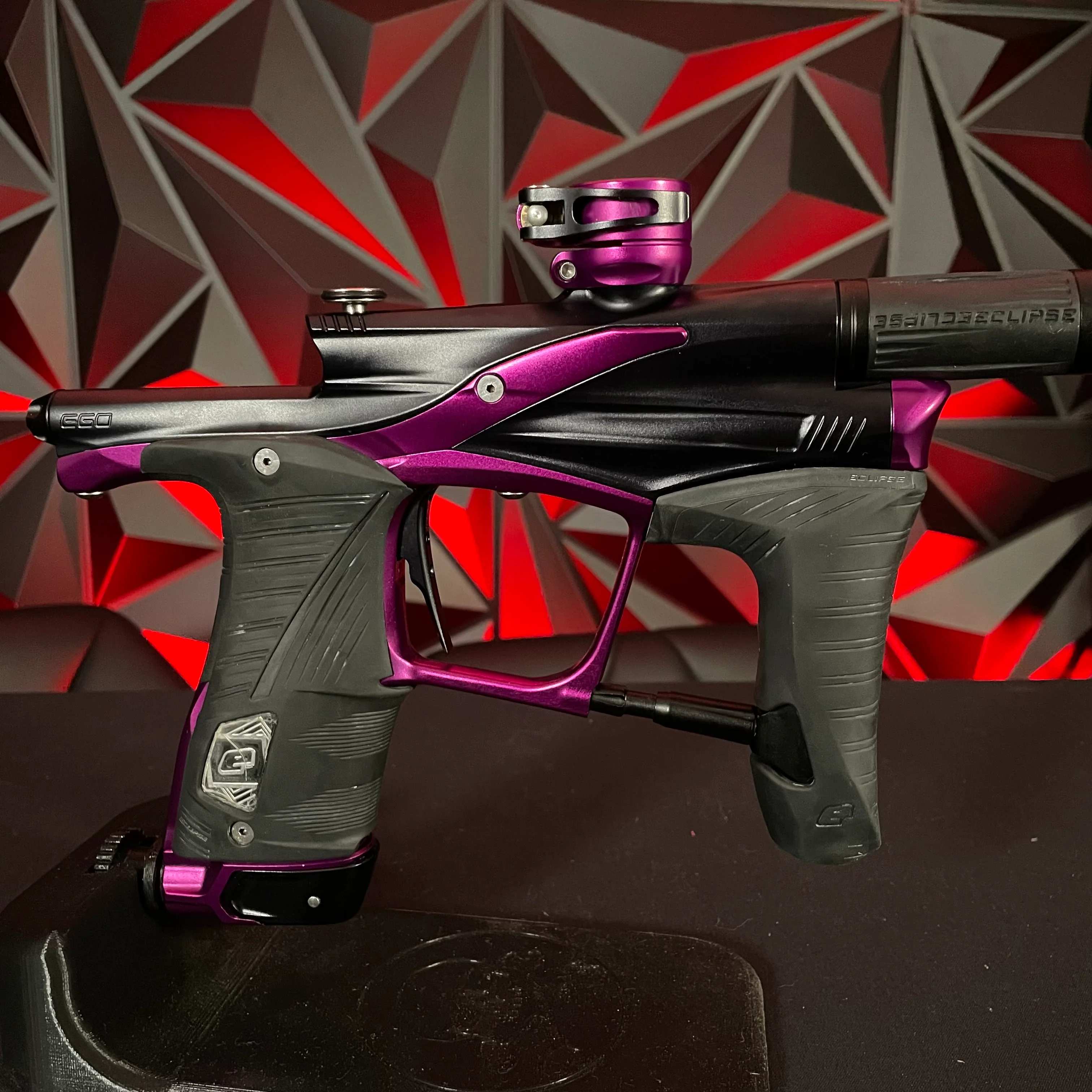 Used Planet Eclipse LV1.6 Paintball Gun - Amethyst w/ 3 FL Back