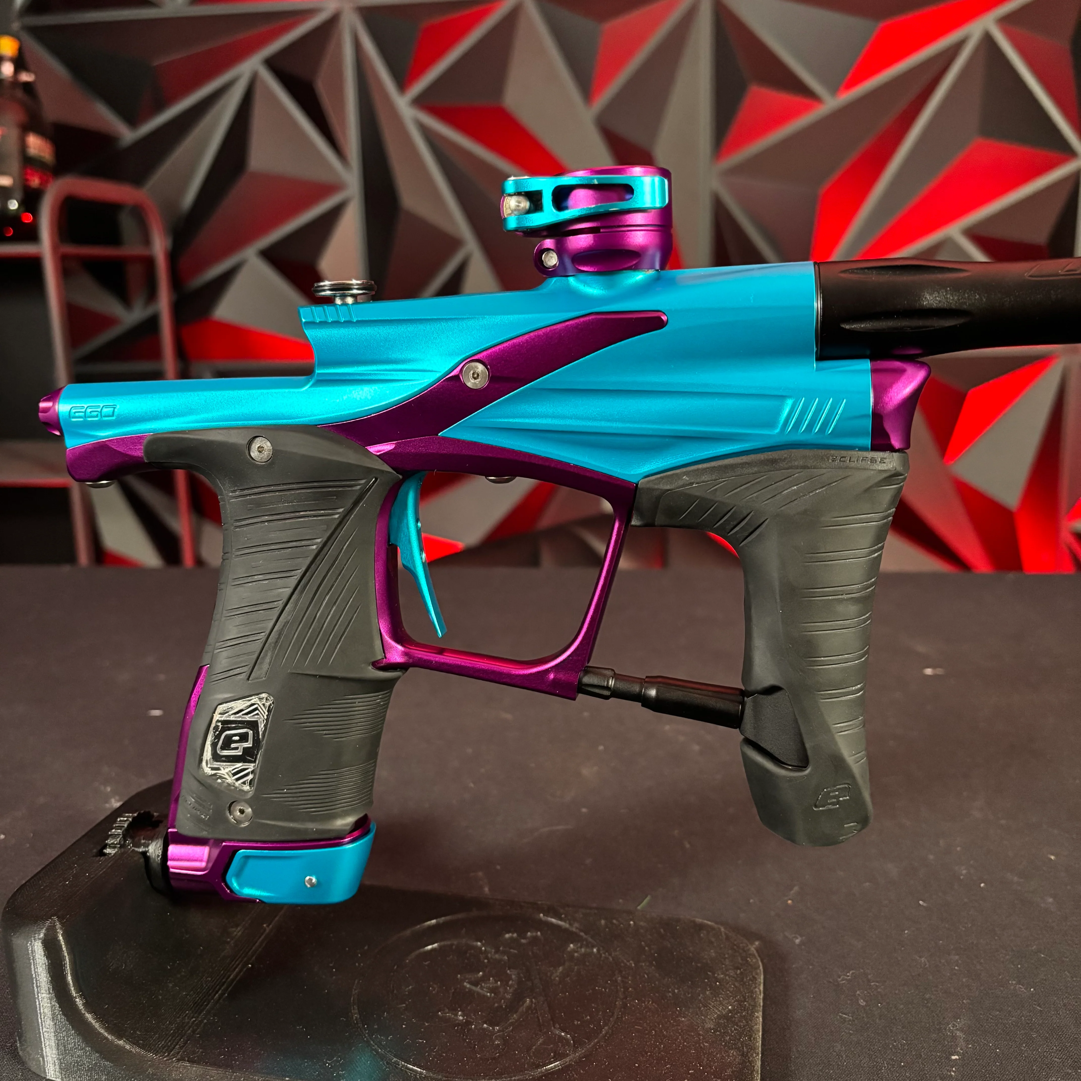 Used Planet Eclipse Lv1.6 Paintball Gun - Blue/Purple - Image 3