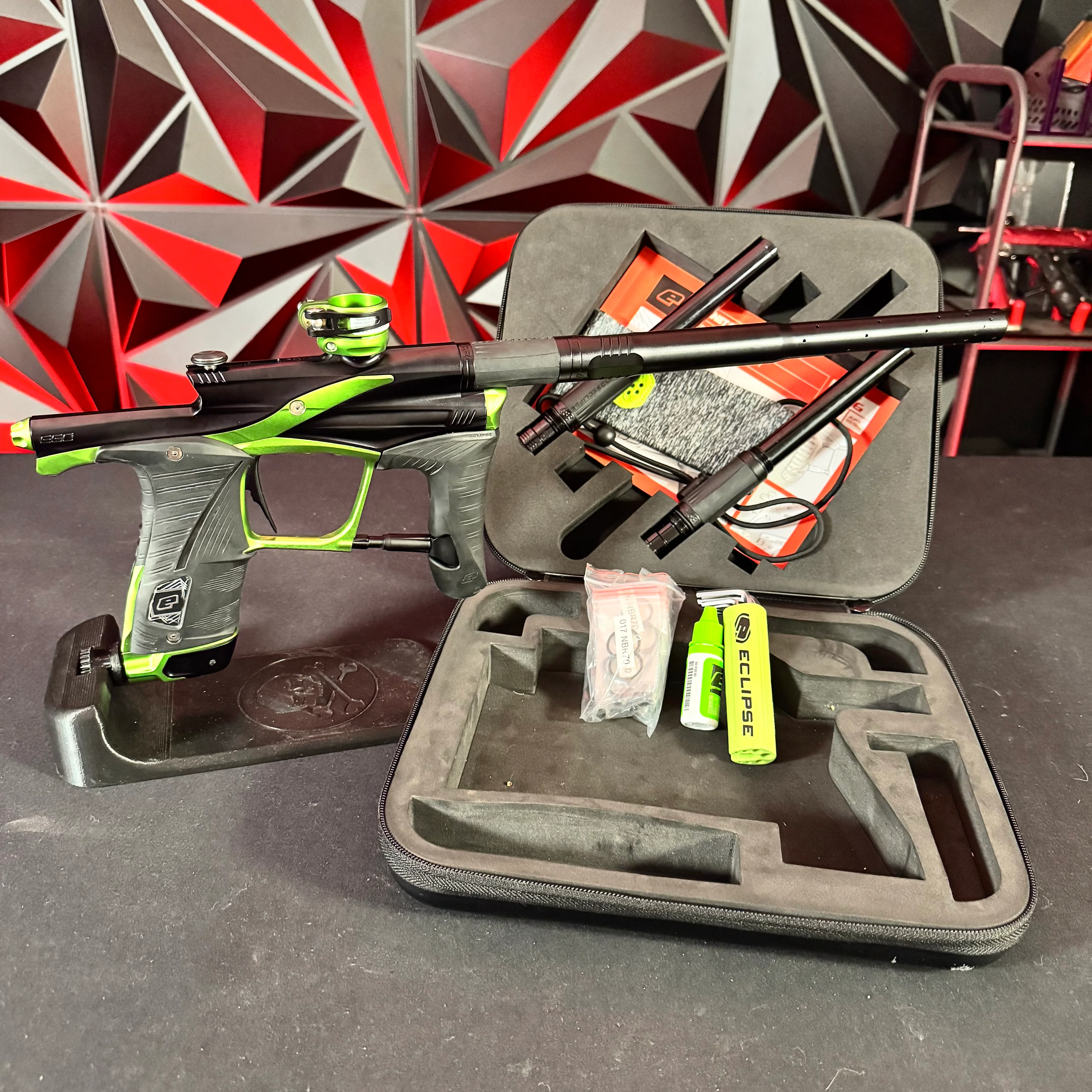 Used Planet Eclipse Lv1.6 Paintball Gun - Black/Green