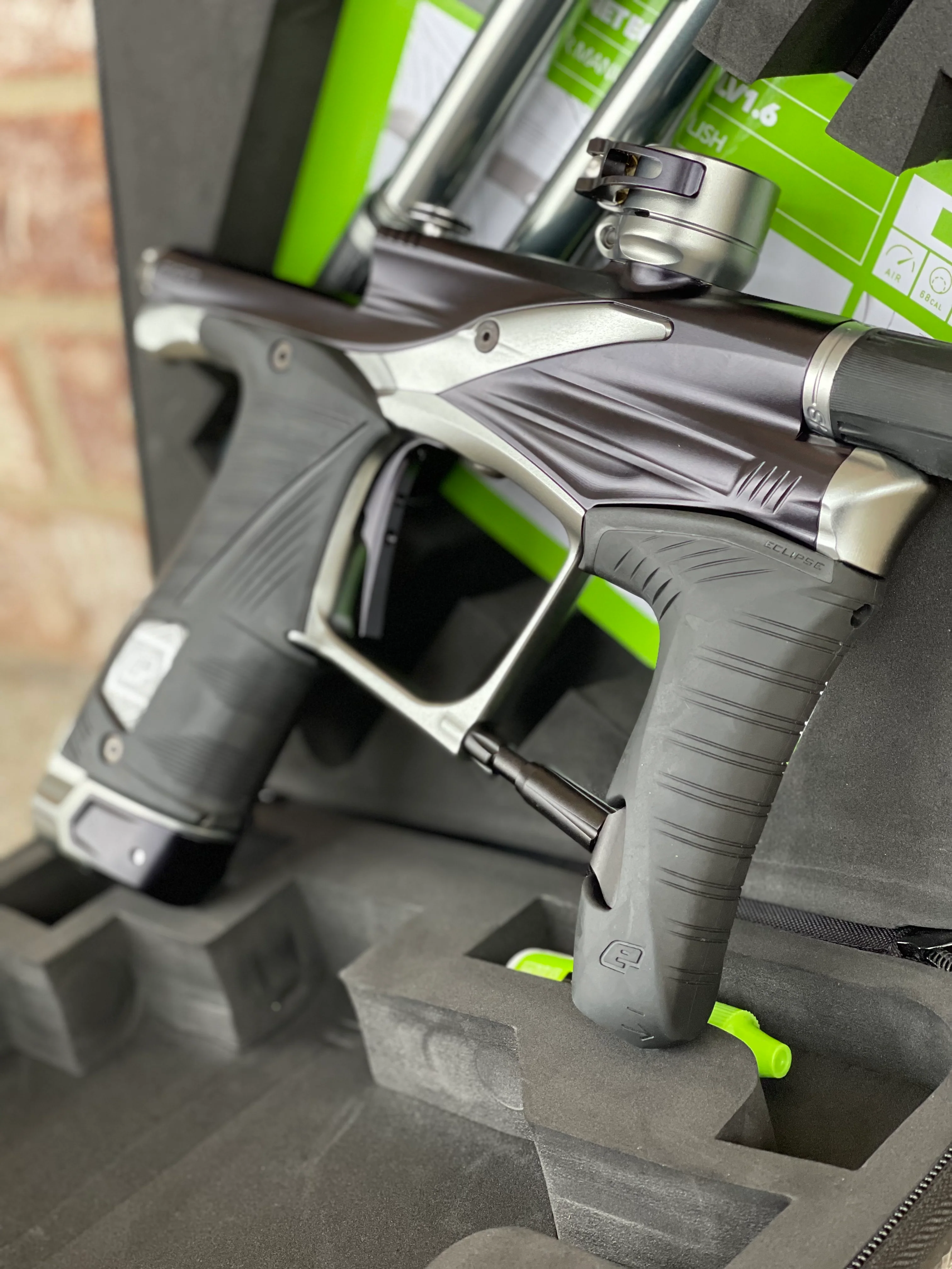 Used Planet Eclipse Lv1.6 Paintball Gun - Black / Grey - Image 2